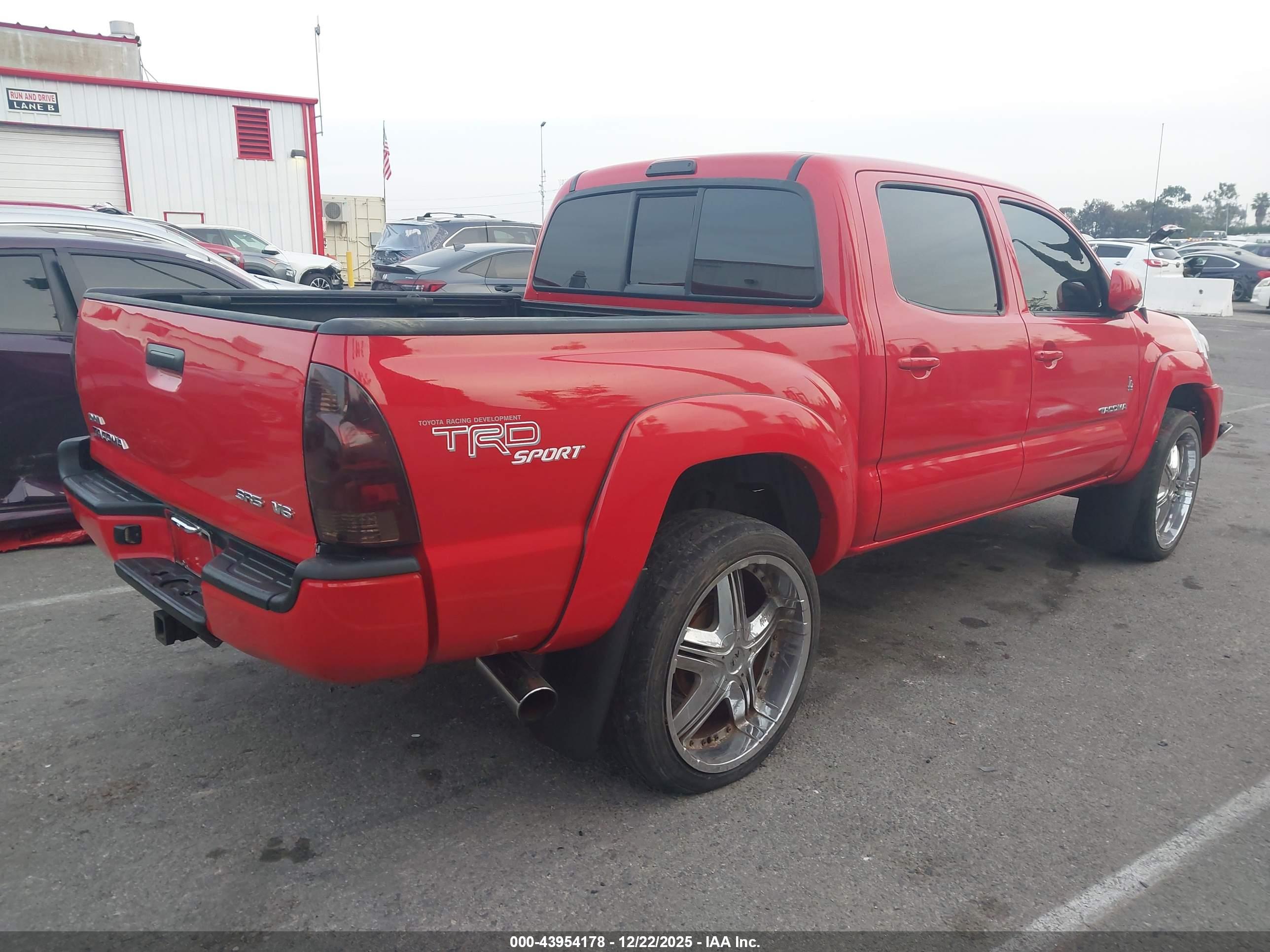 TOYOTA TACOMA image 4