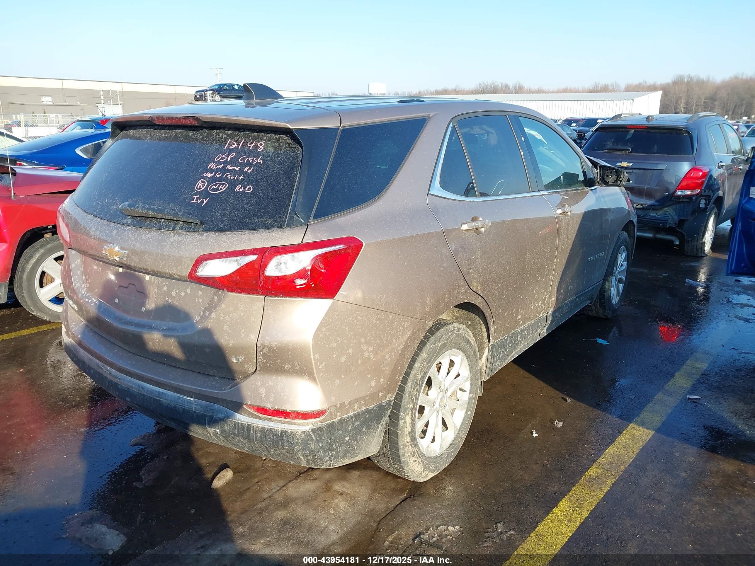 CHEVROLET EQUINOX image 4