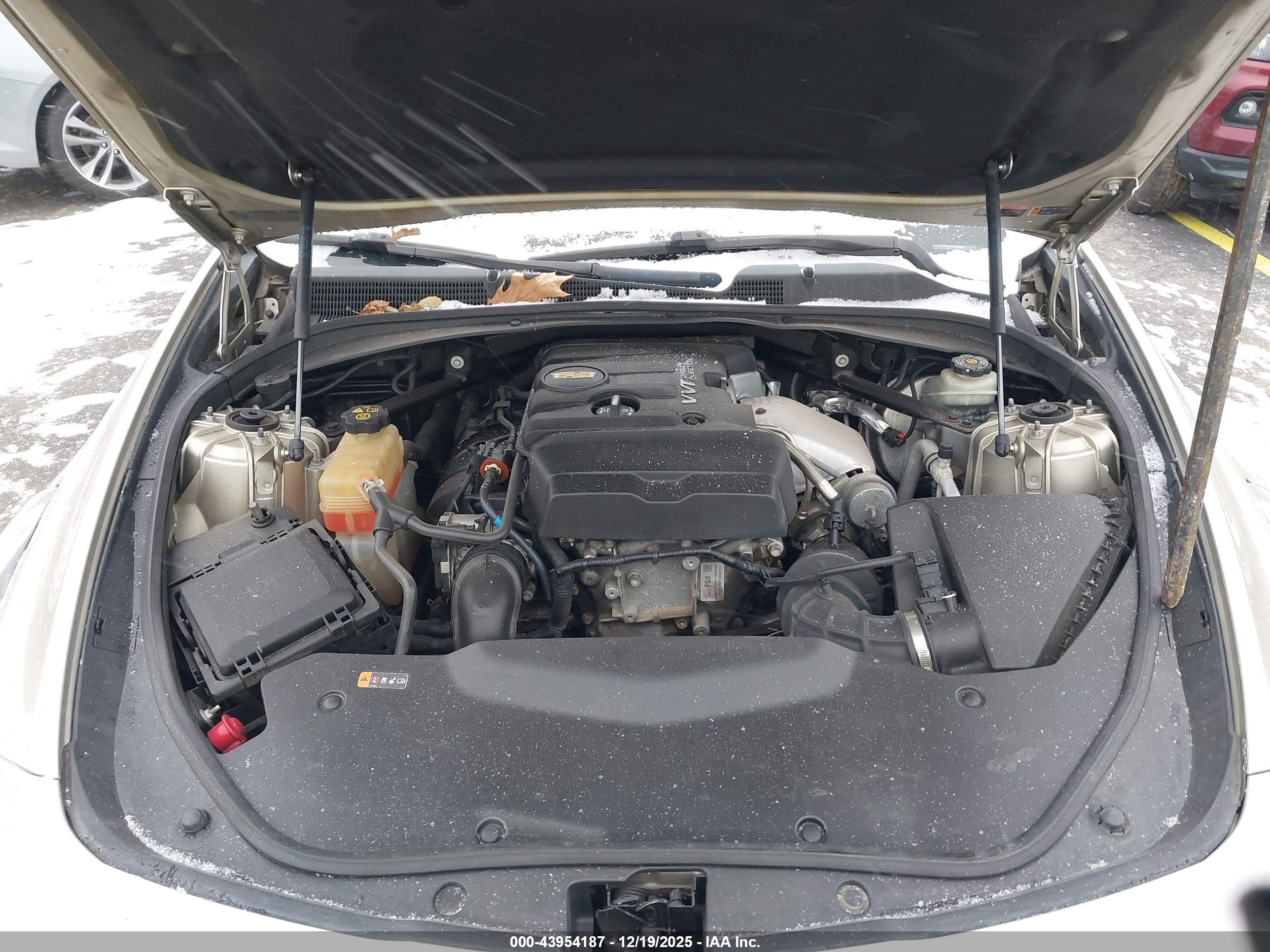 CADILLAC CTS image 10