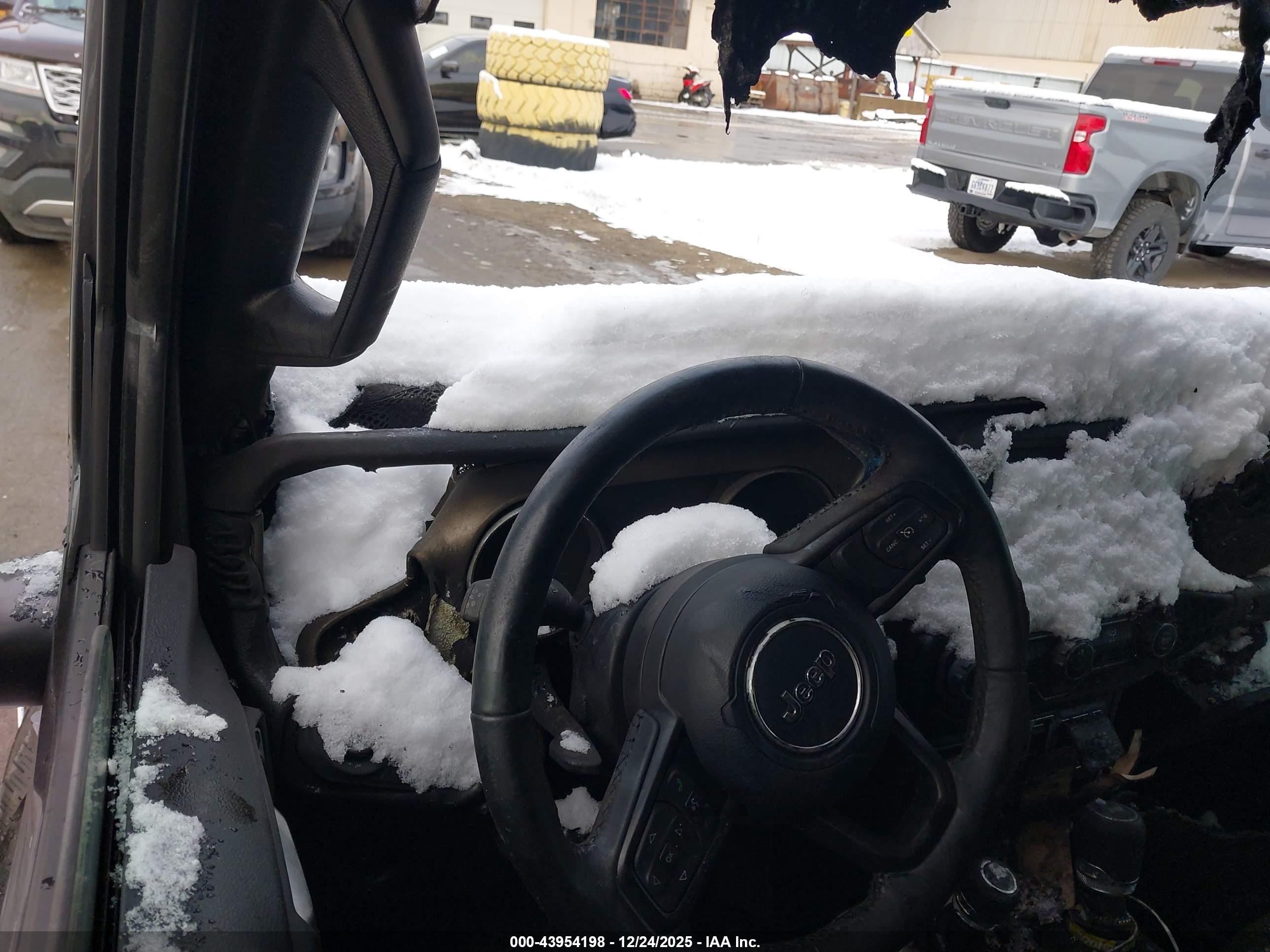 JEEP WRANGLER image 7
