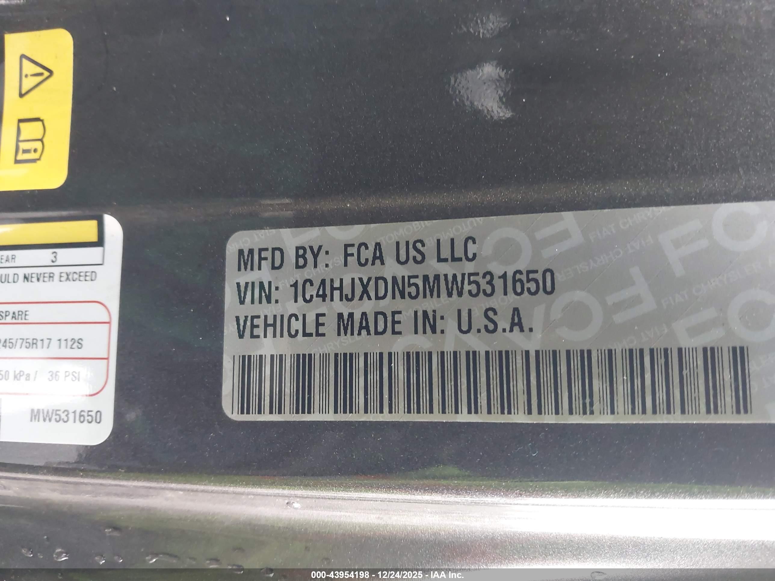 JEEP WRANGLER image 9
