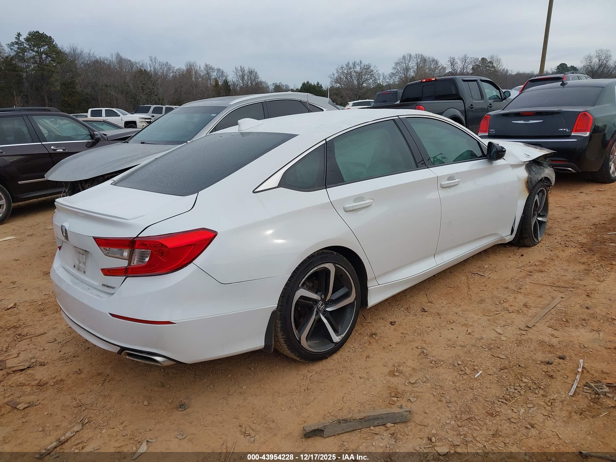 HONDA ACCORD image 4