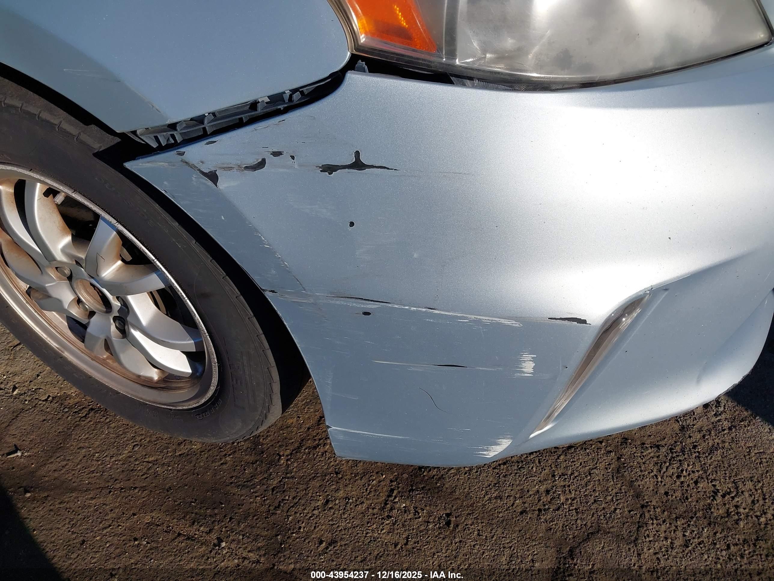TOYOTA PRIUS image 6