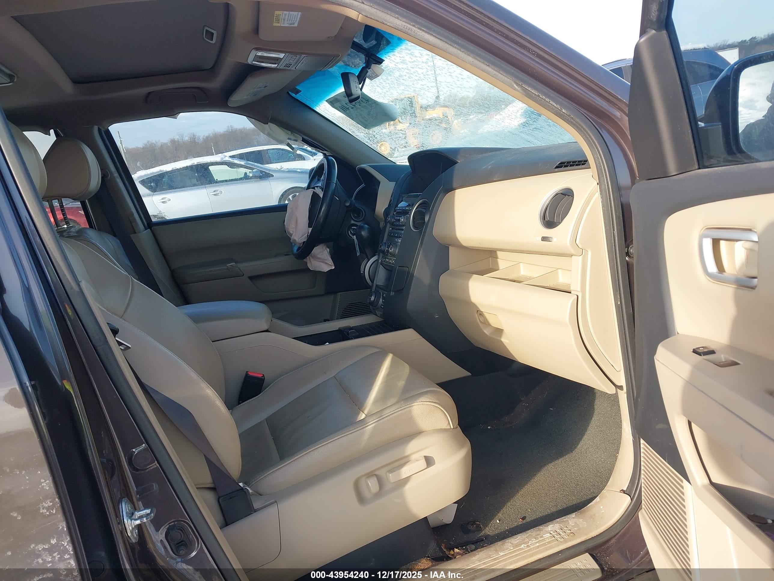 HONDA PILOT image 5