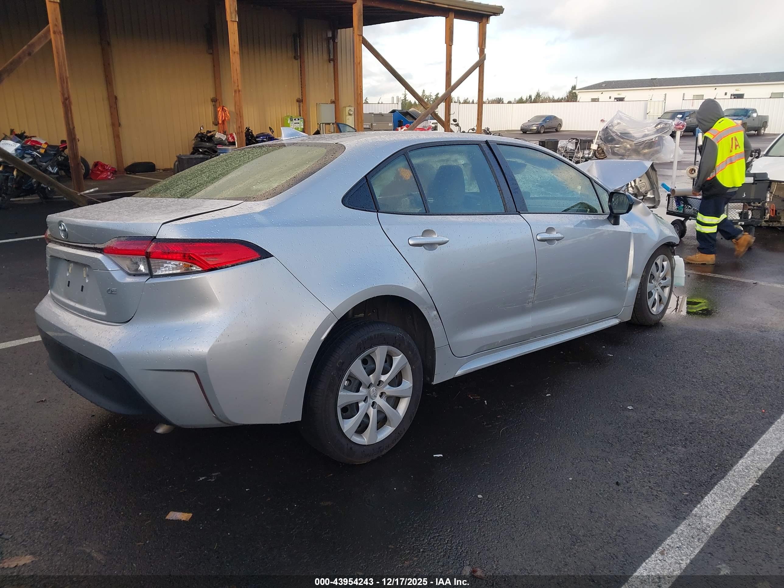 TOYOTA COROLLA image 4