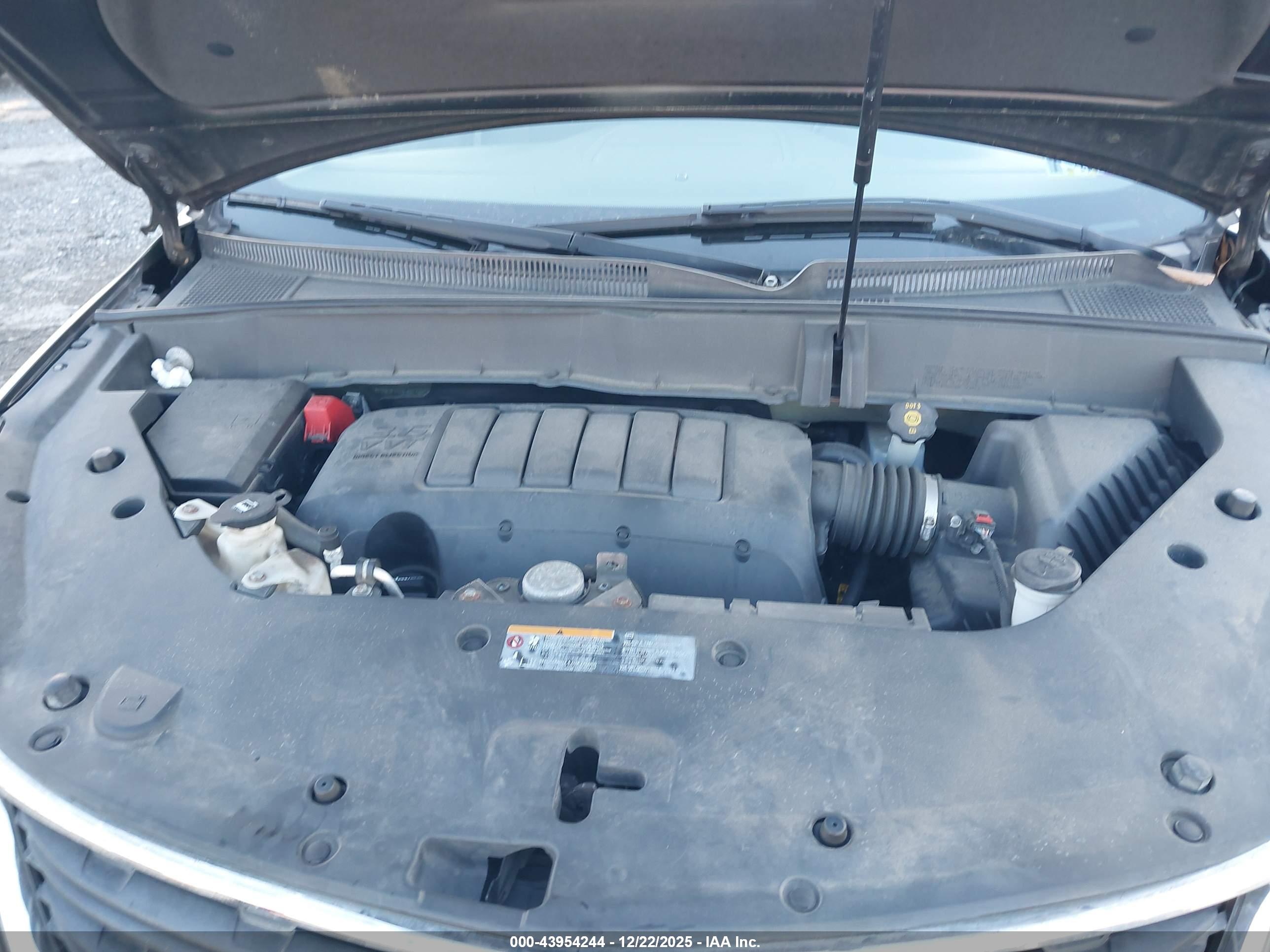 CHEVROLET TRAVERSE image 10