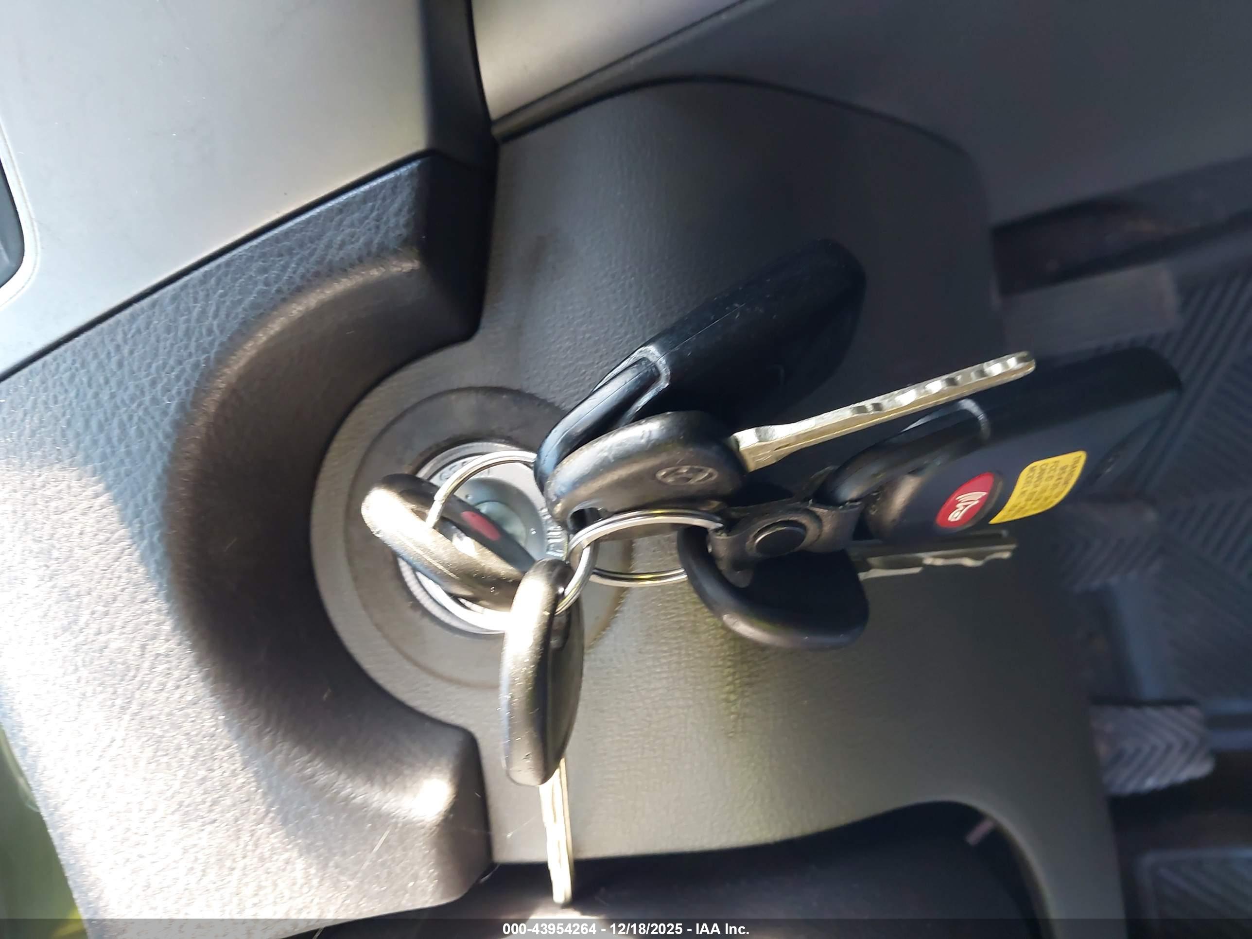 HYUNDAI SONATA image 11