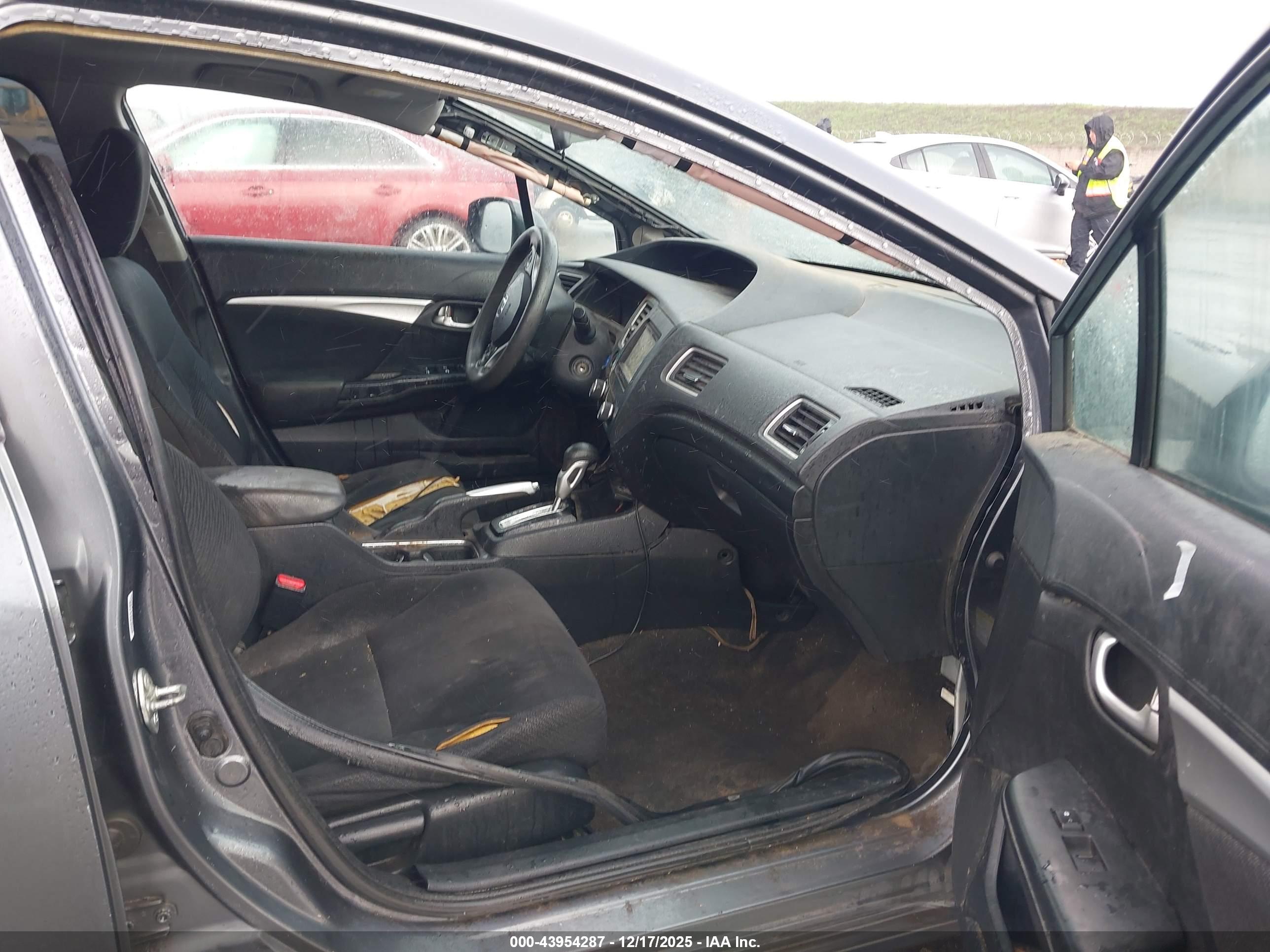 HONDA CIVIC image 5