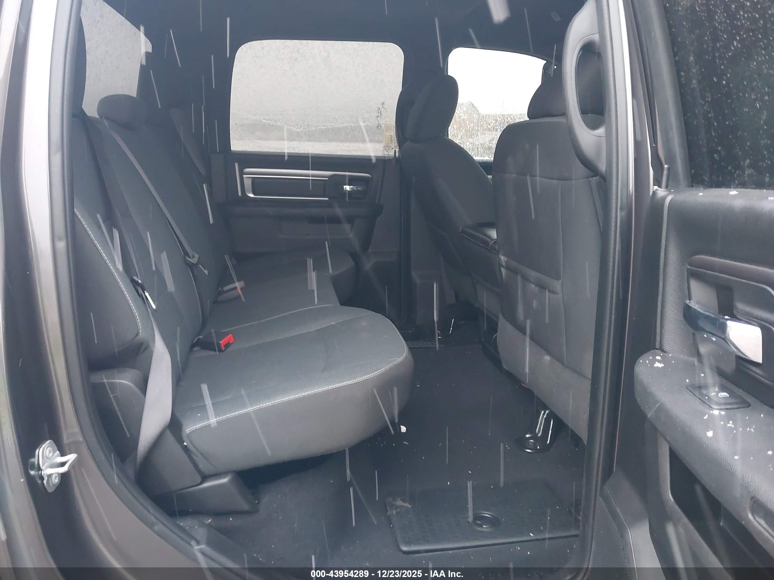 RAM 1500 image 8