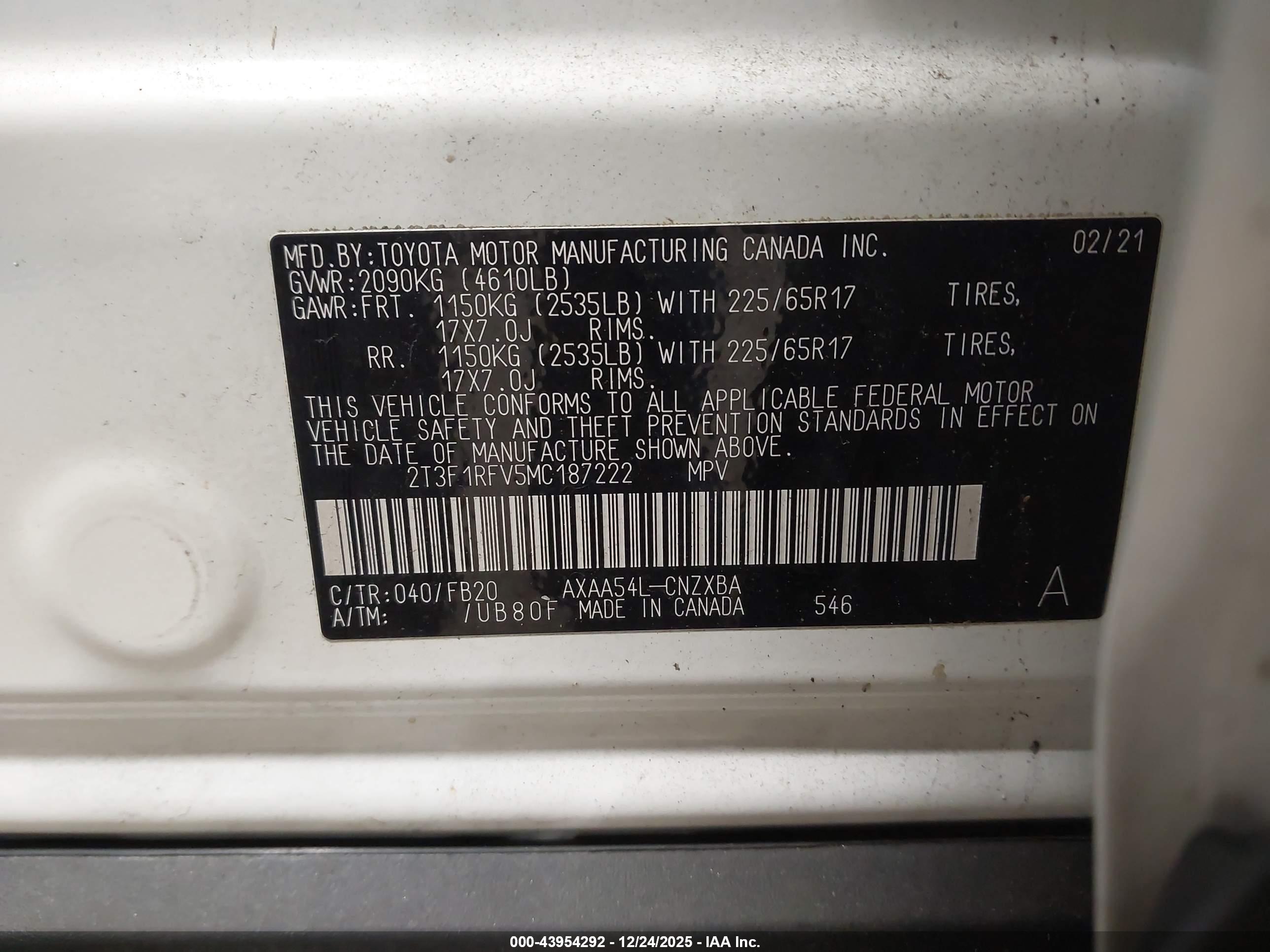 TOYOTA RAV4 image 9