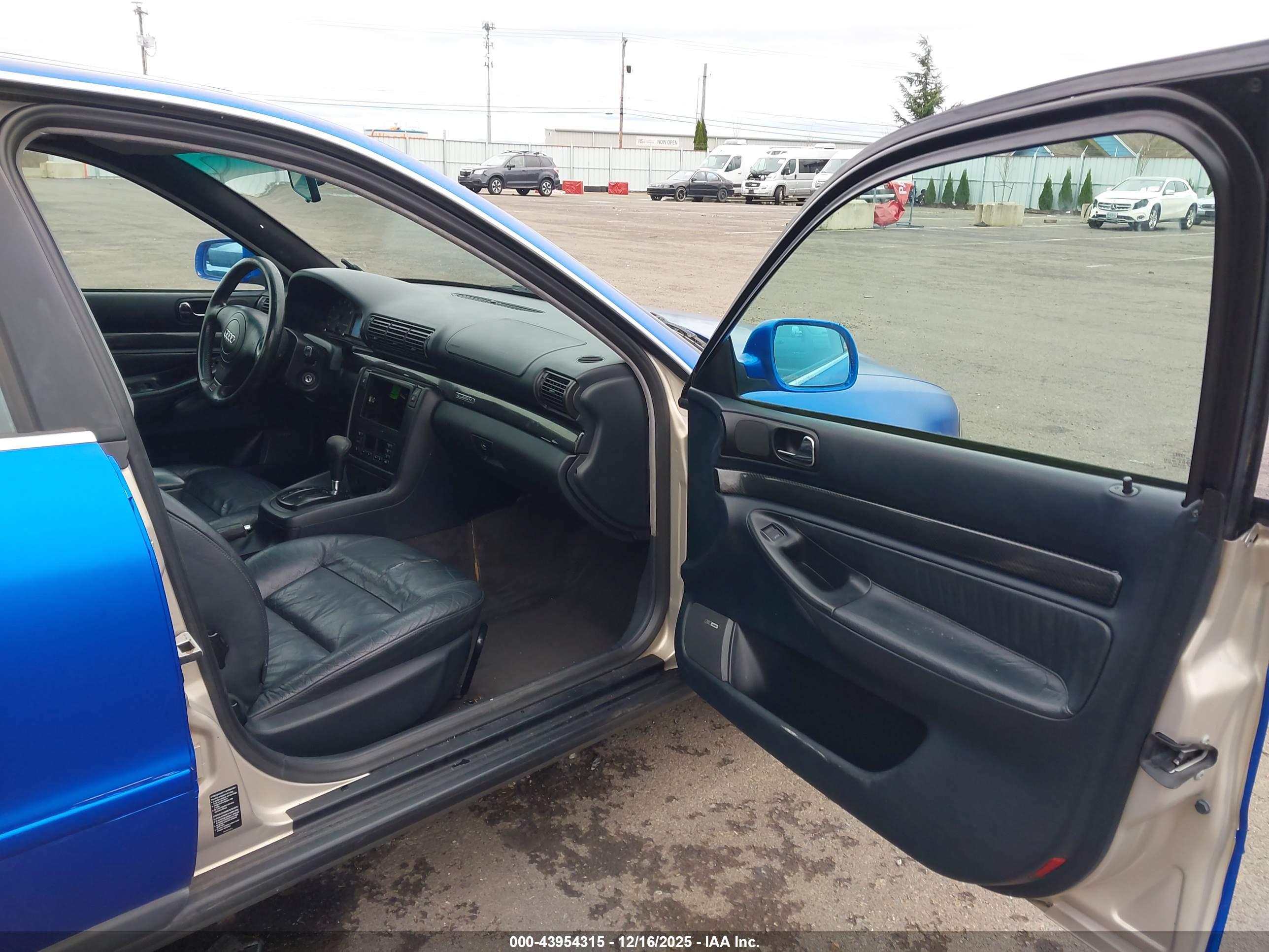 AUDI A4 image 5
