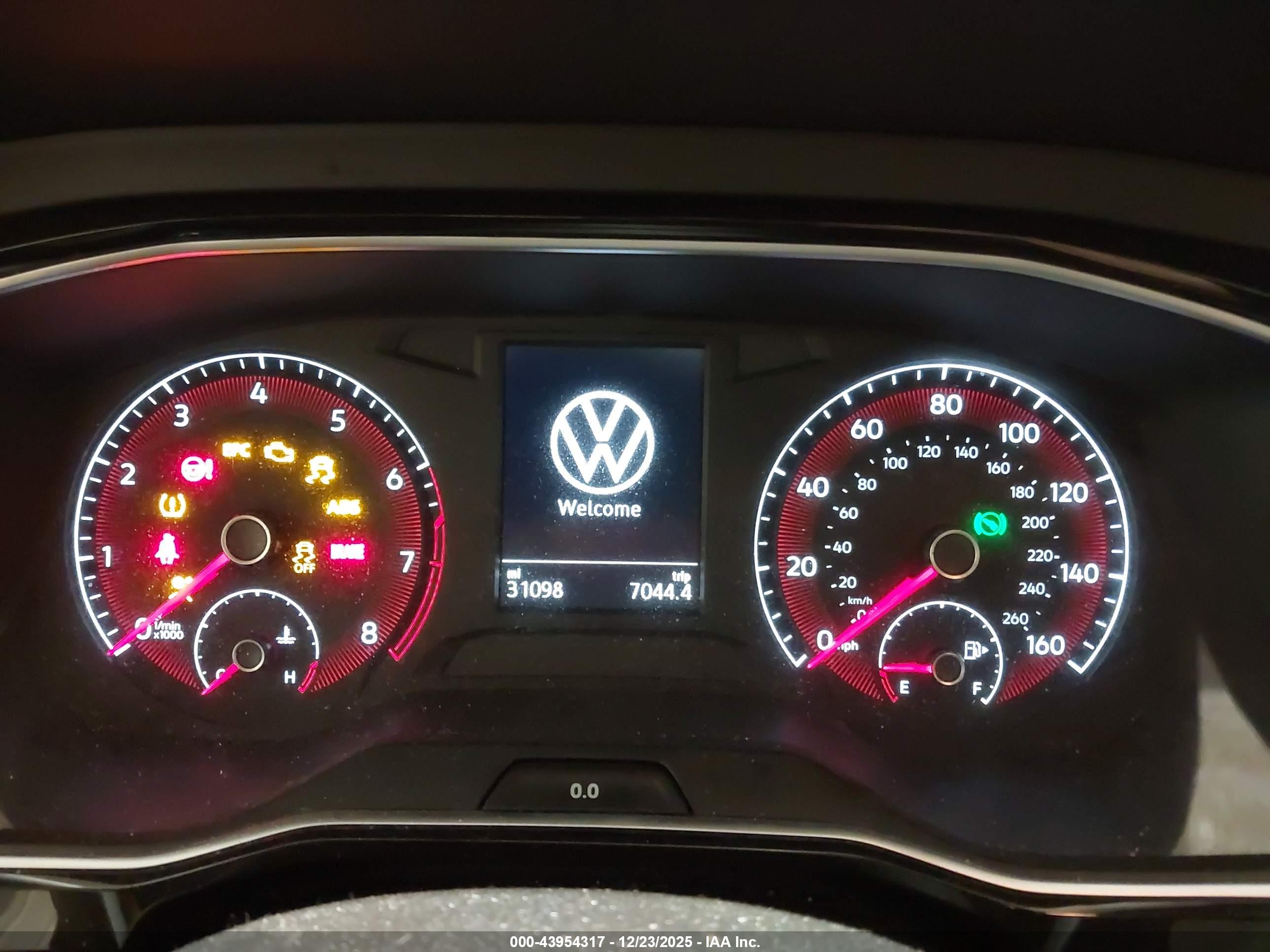 VOLKSWAGEN JETTA image 7