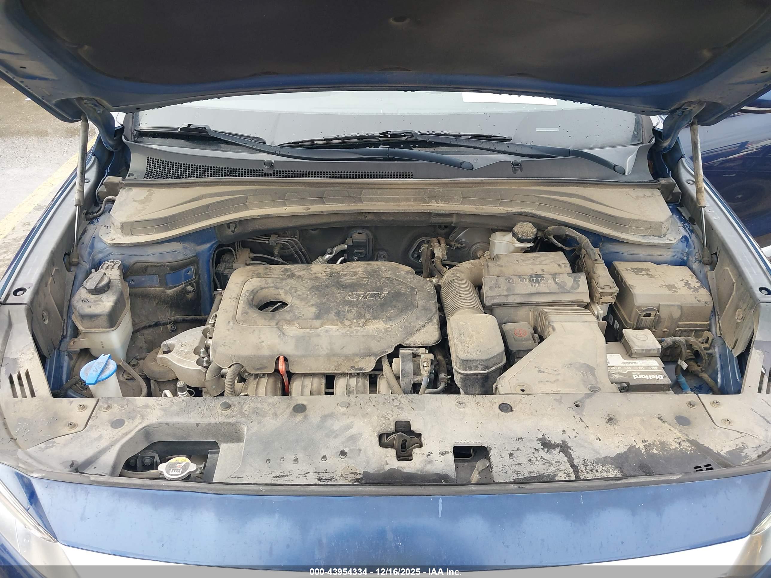 HYUNDAI SANTA image 10