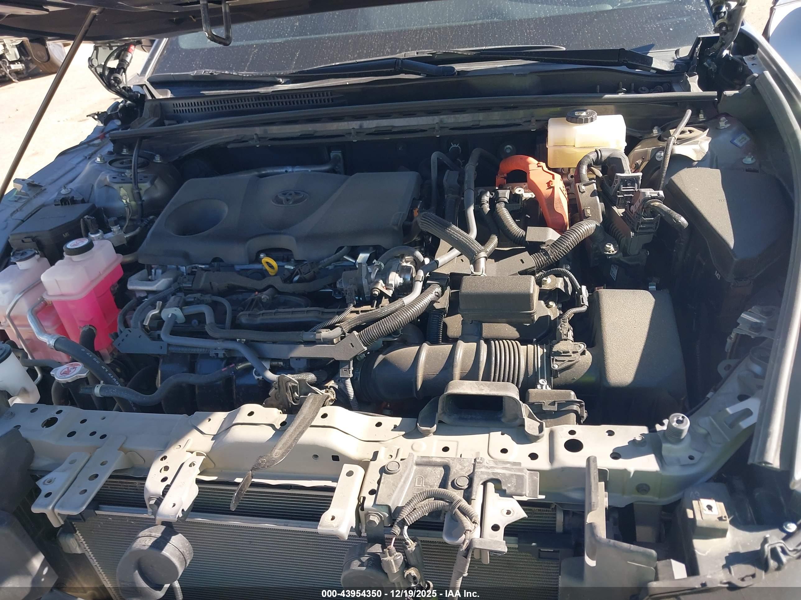 TOYOTA CROWN image 10