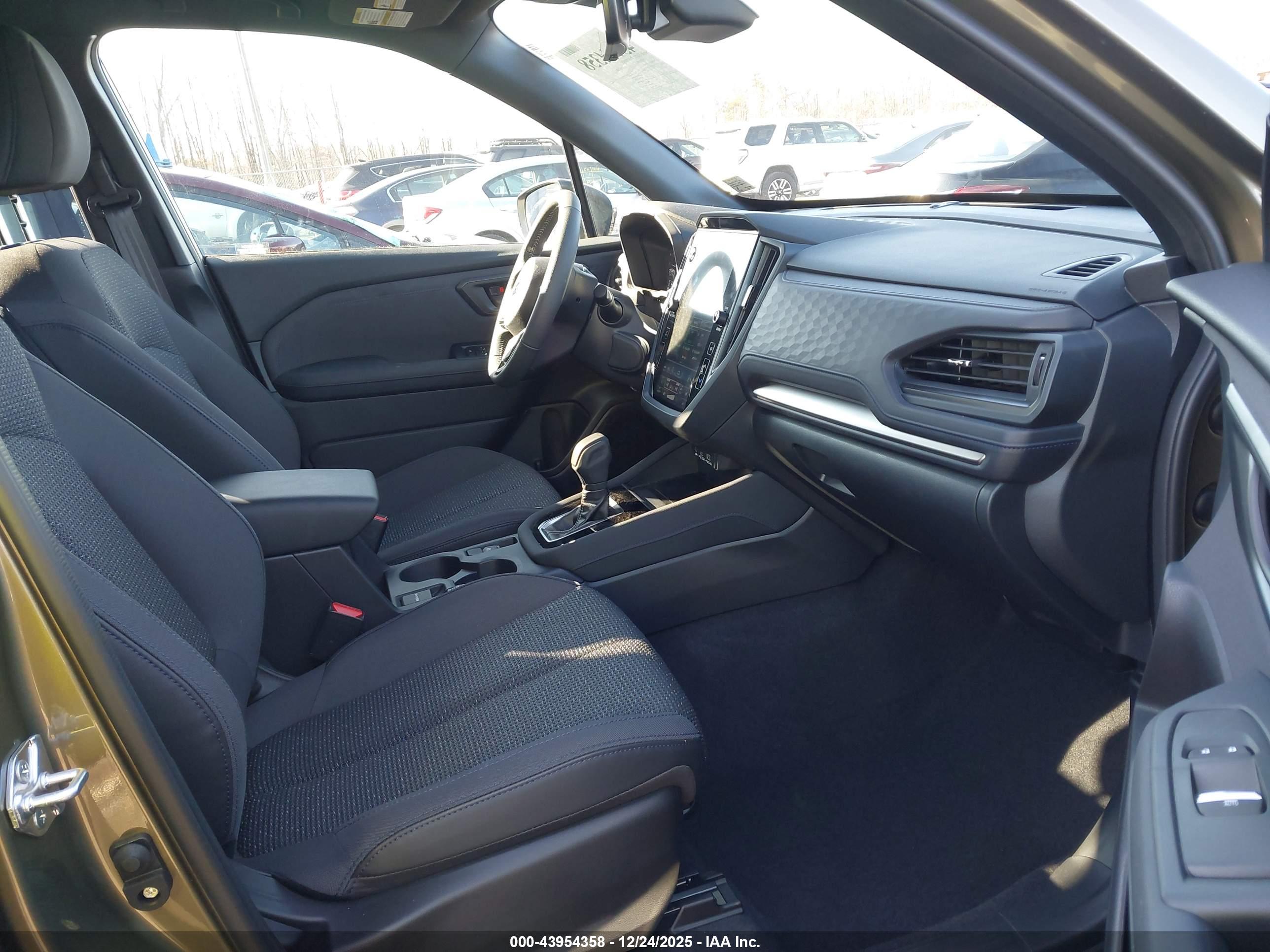 SUBARU FORESTER image 5