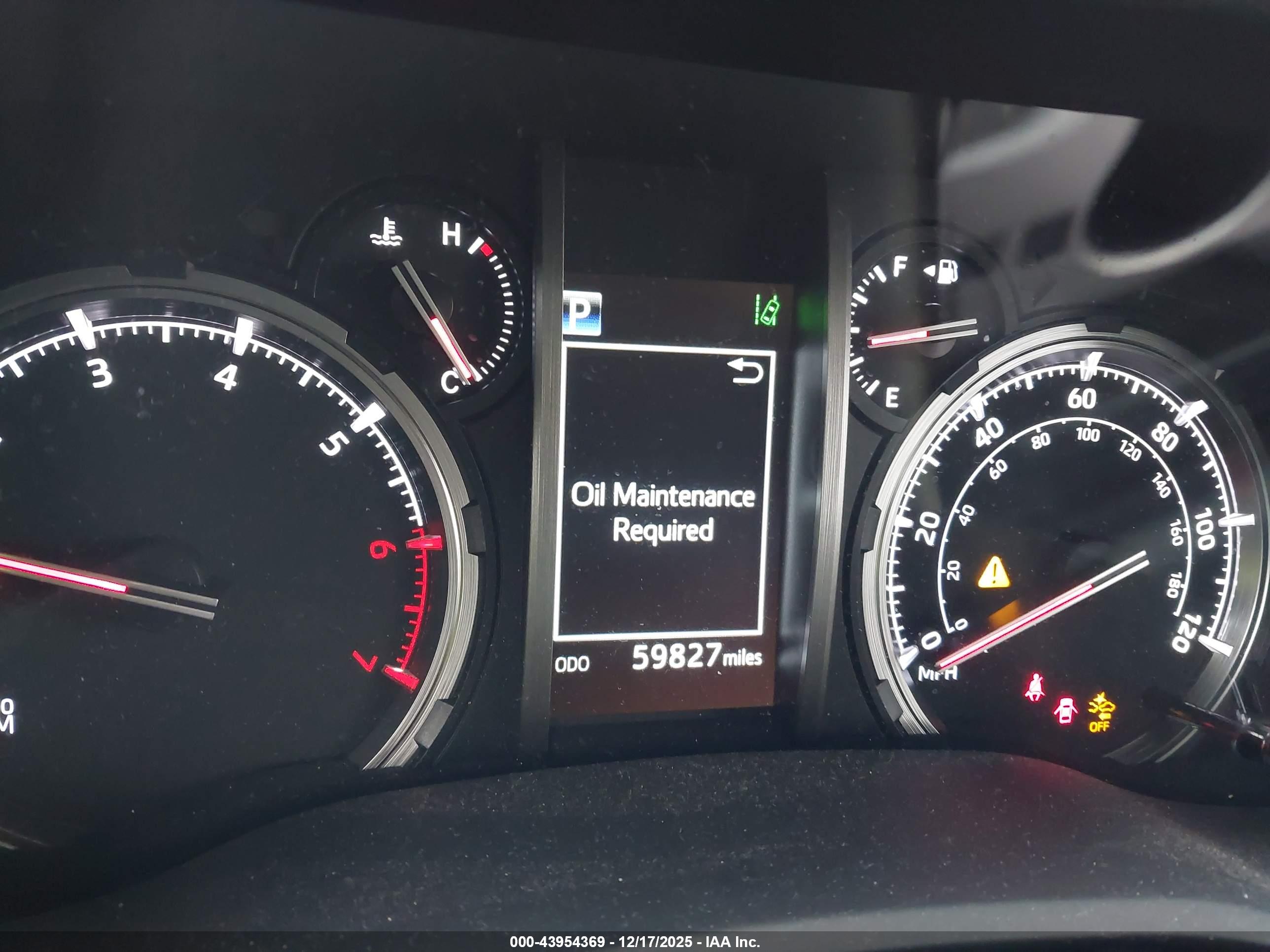 TOYOTA 4RUNNER image 7