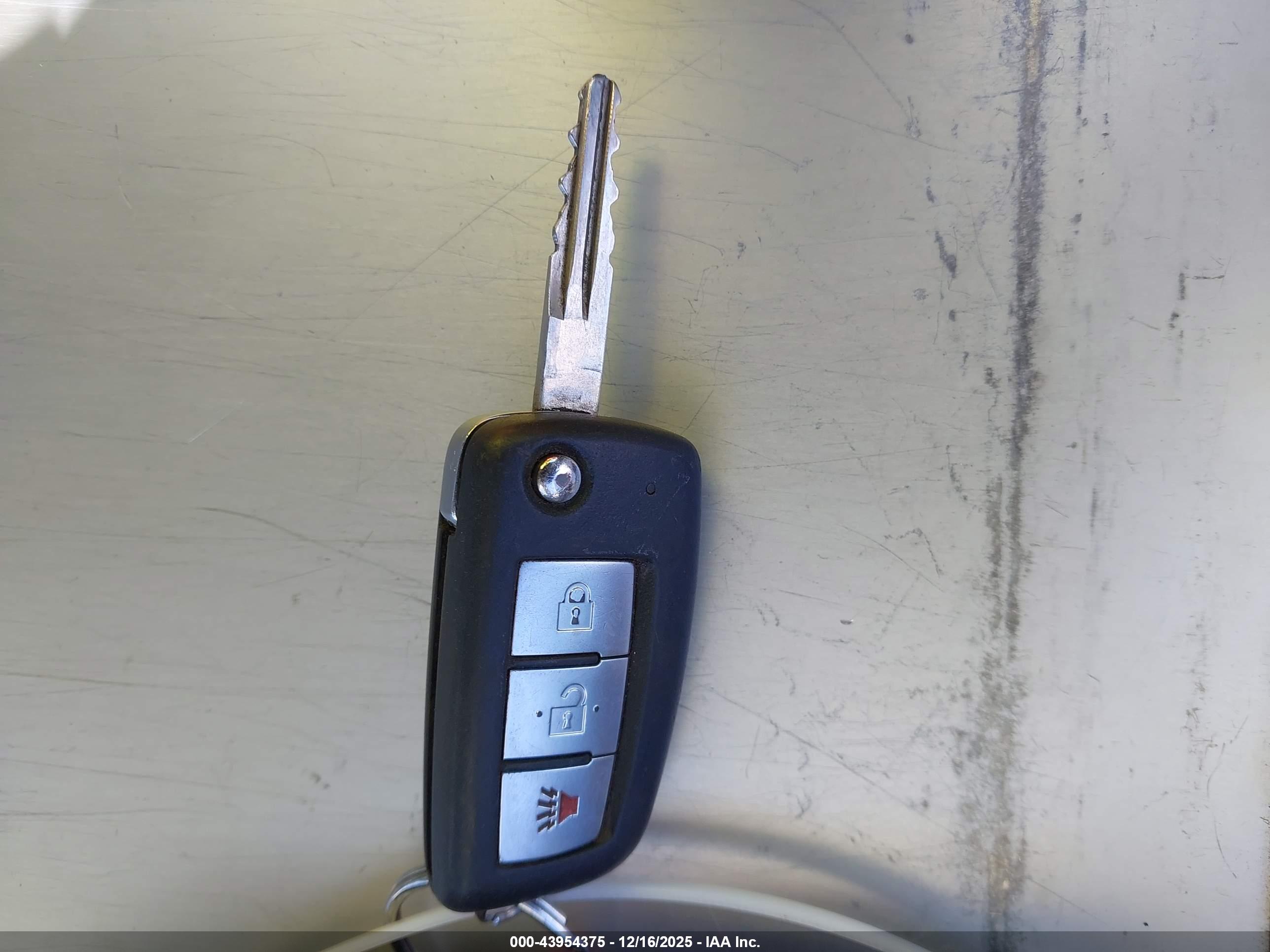 NISSAN ROGUE image 11