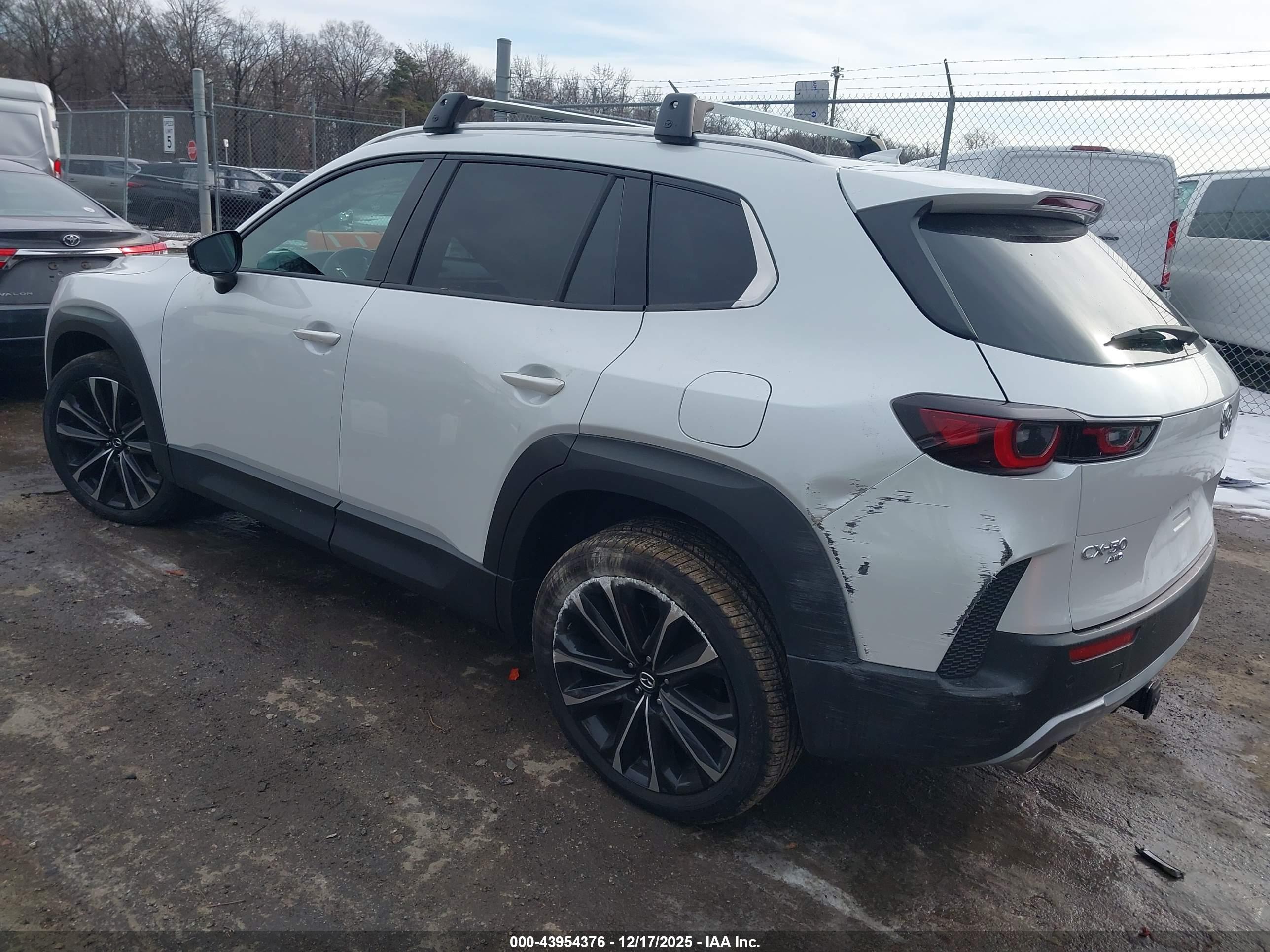 MAZDA CX-50 image 3