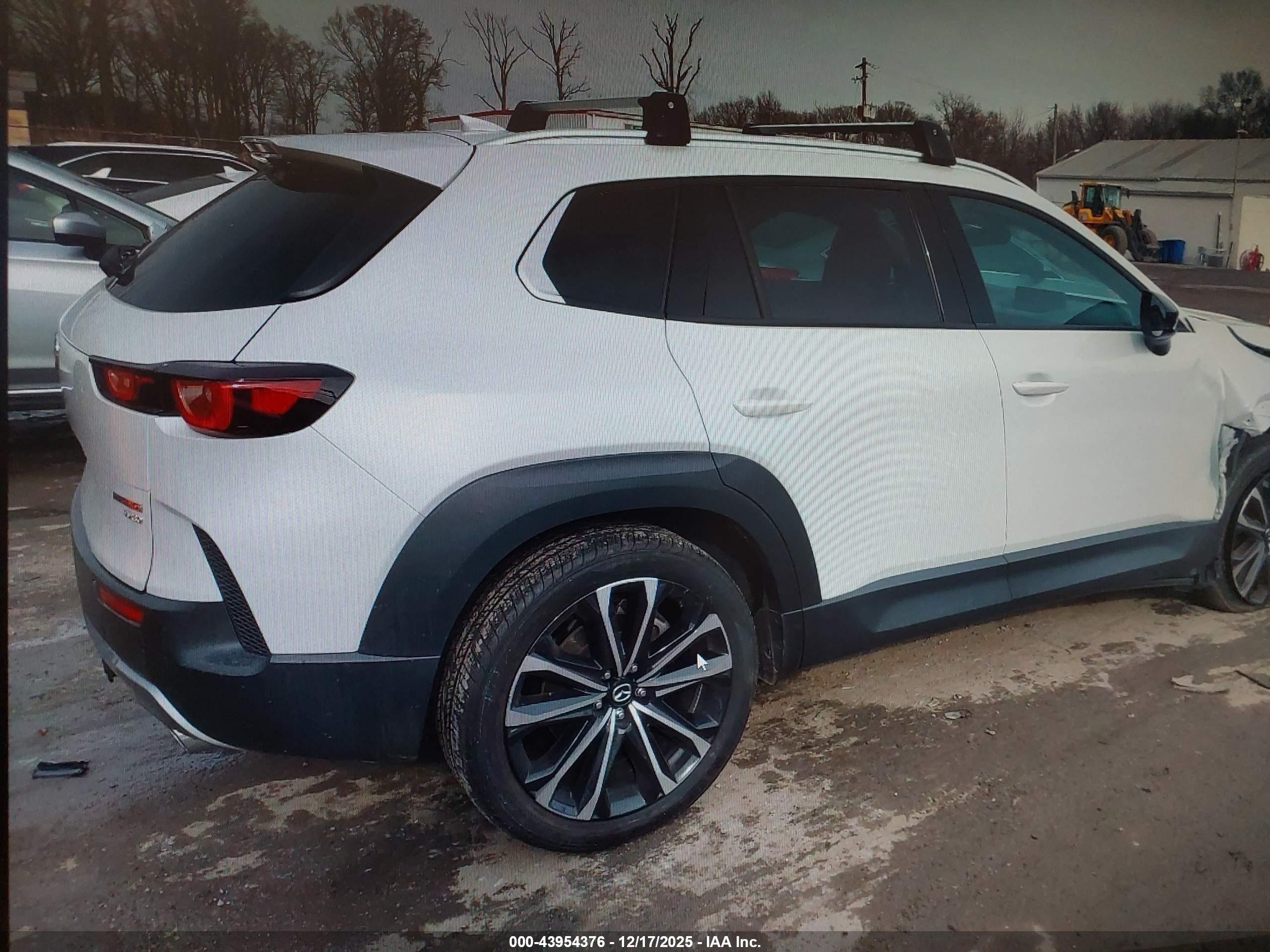 MAZDA CX-50 image 4