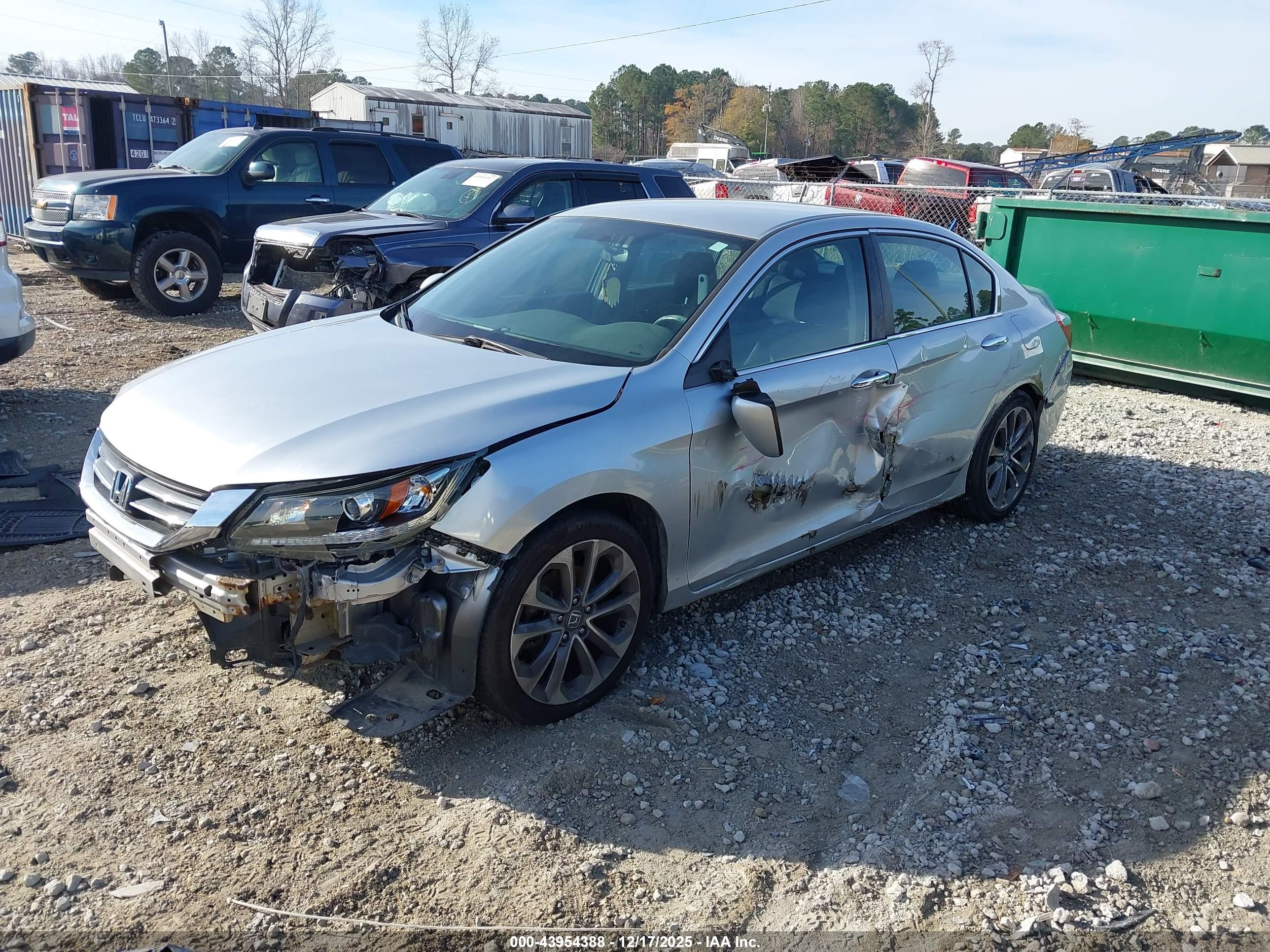 HONDA ACCORD image 2