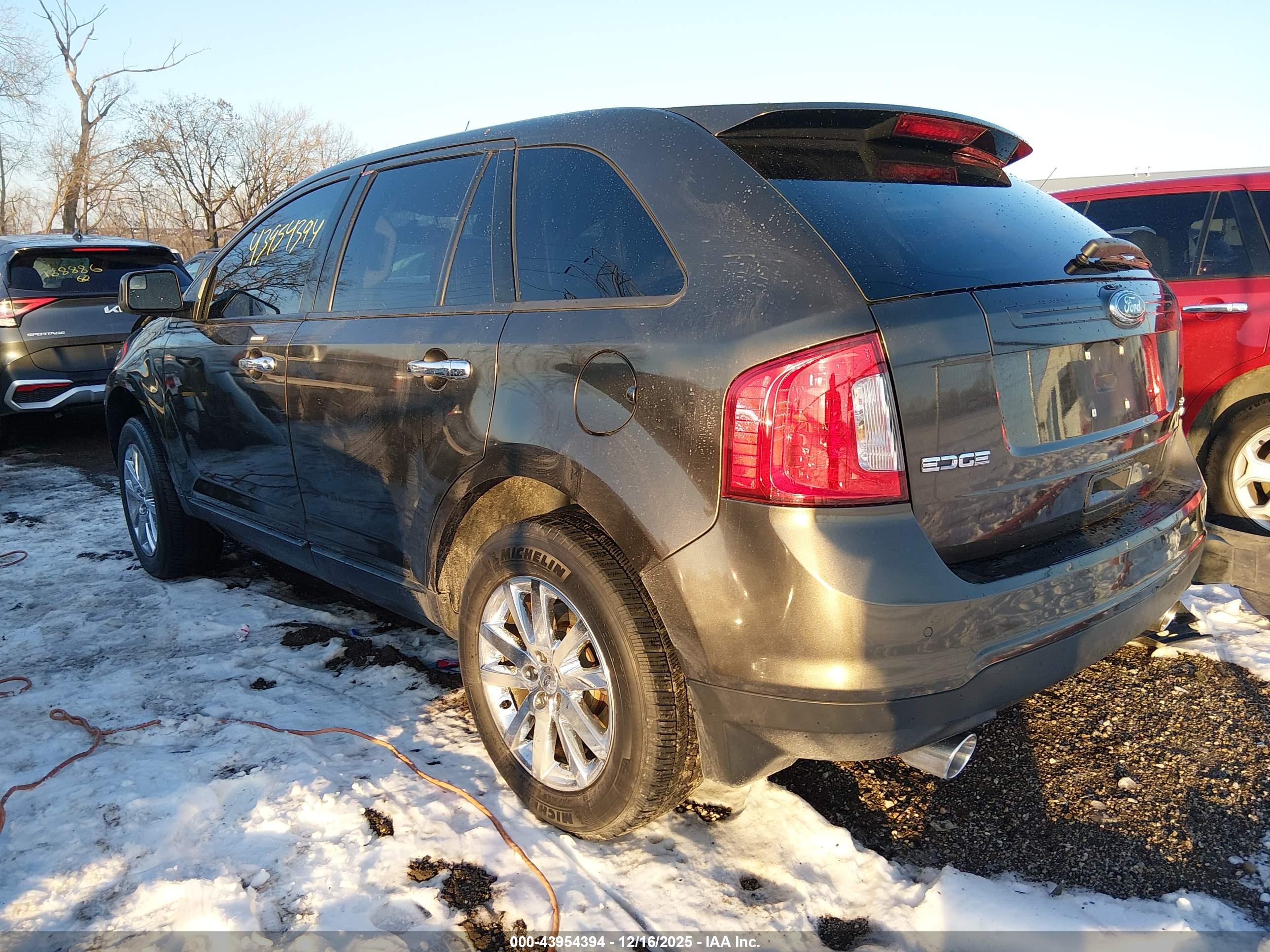 FORD EDGE image 3
