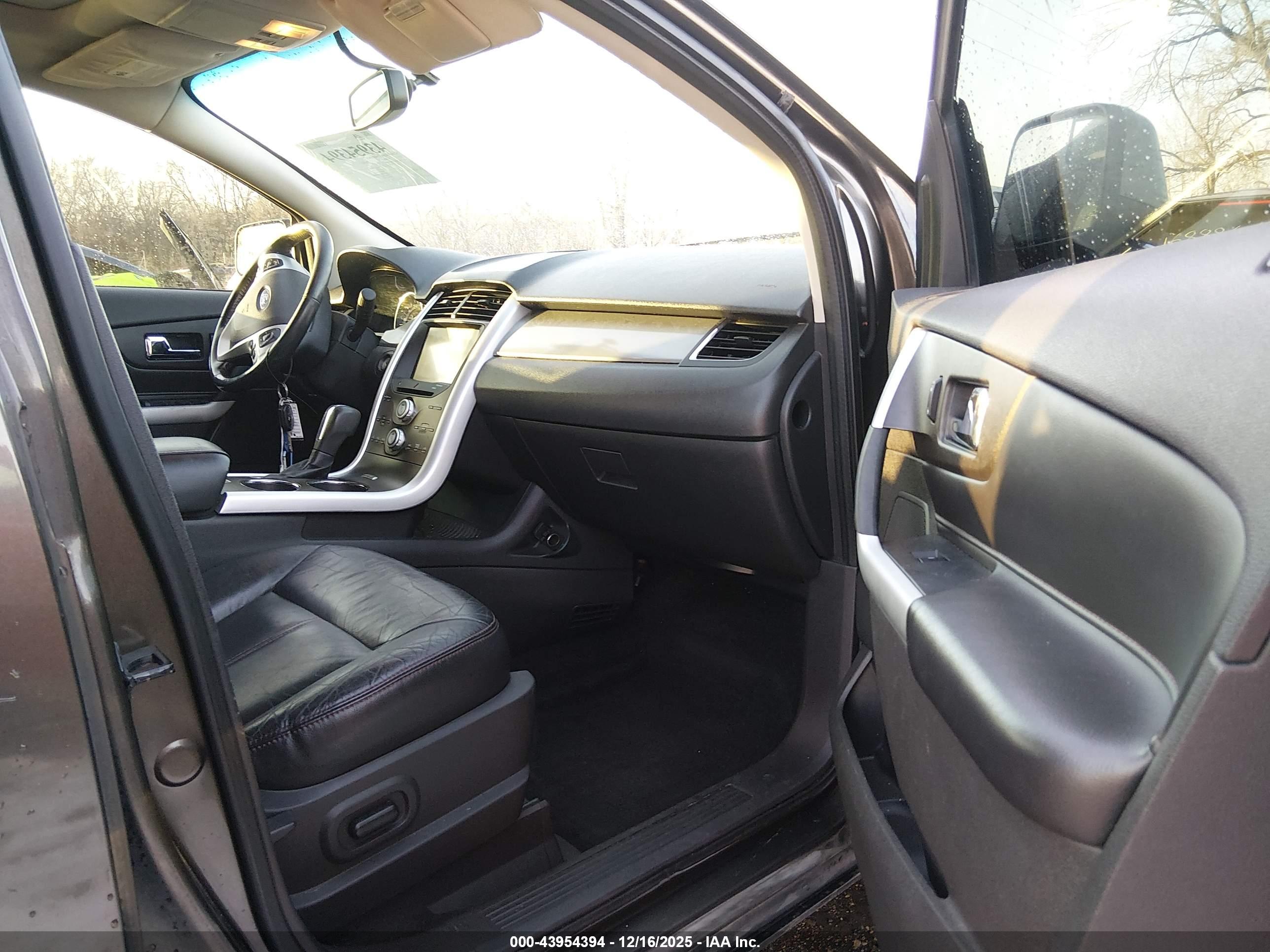 FORD EDGE image 5