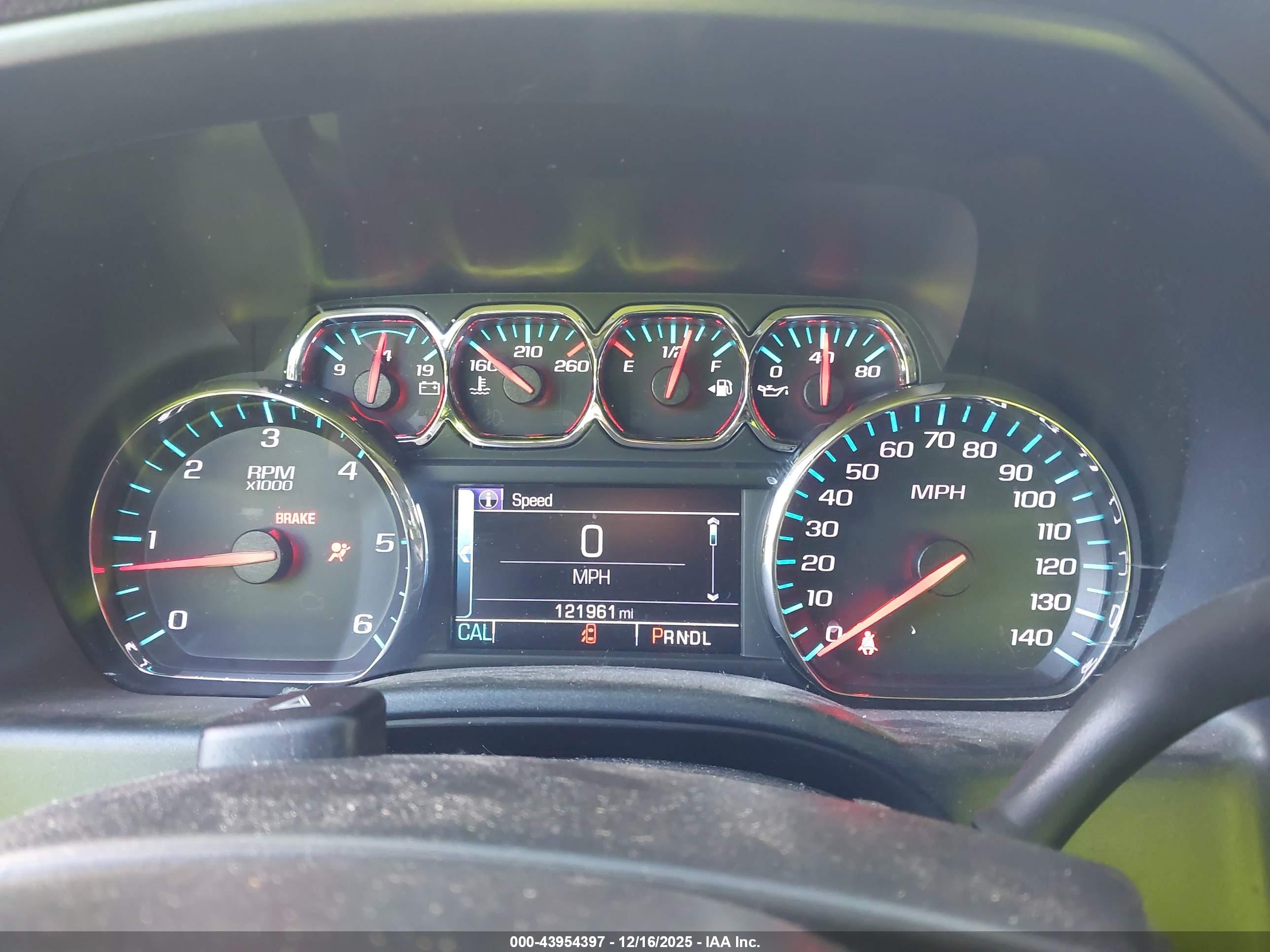 CHEVROLET SILVERADO image 7