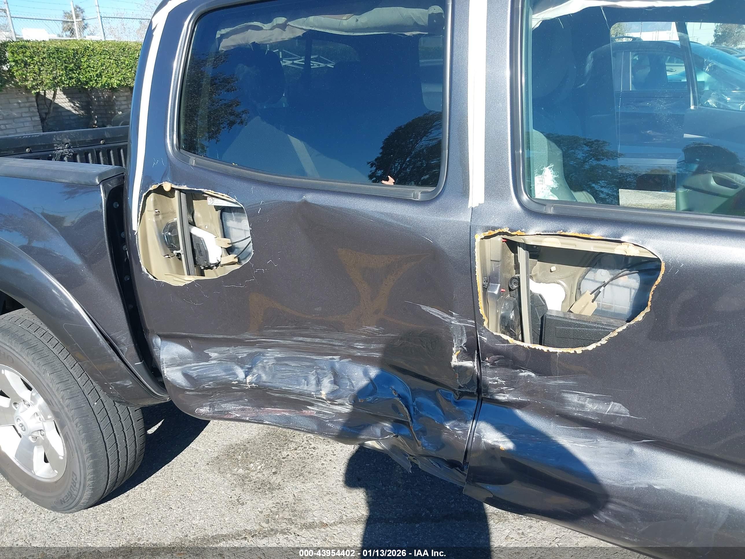 TOYOTA TACOMA image 6