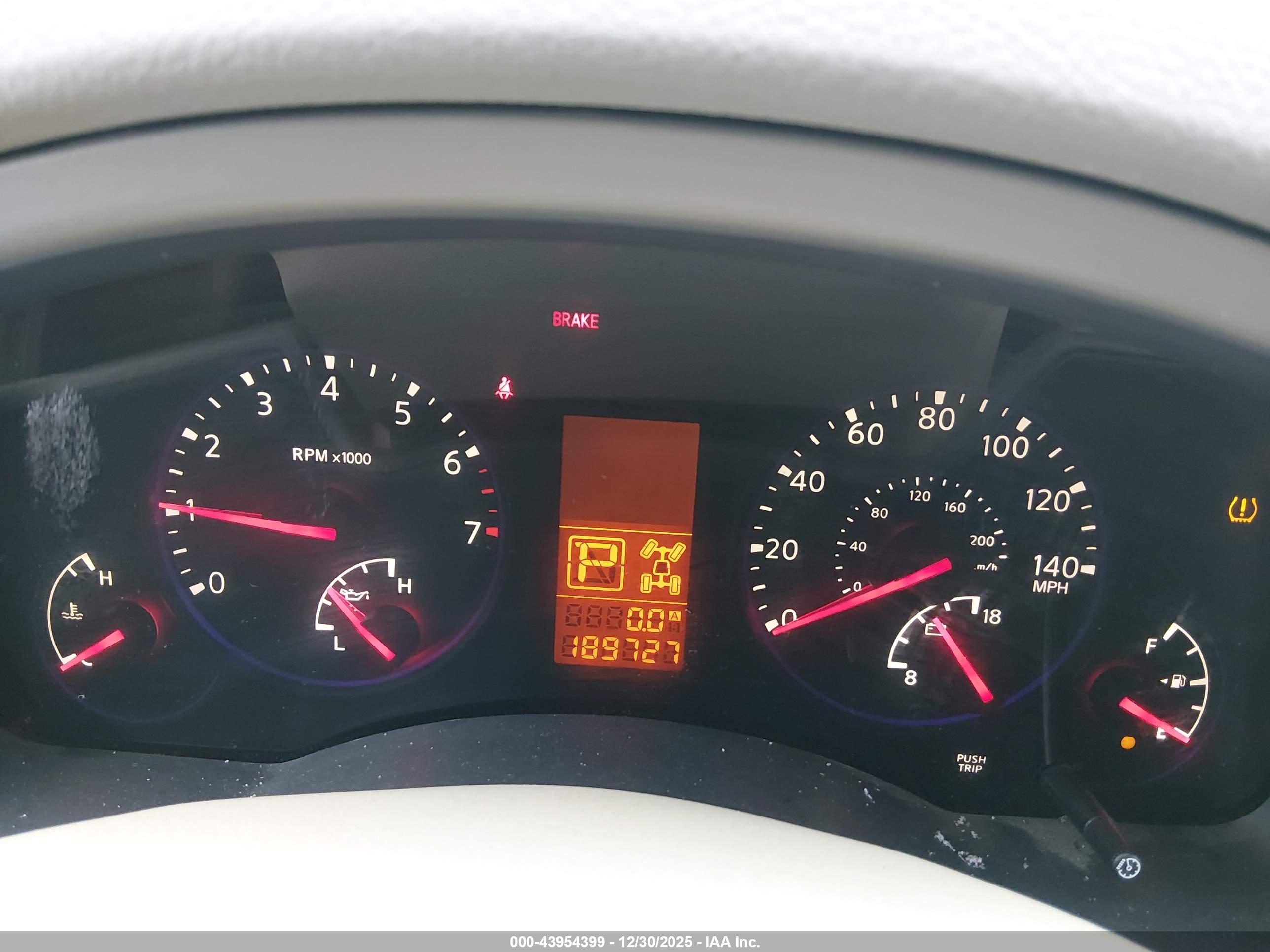 INFINITI QX56 image 7