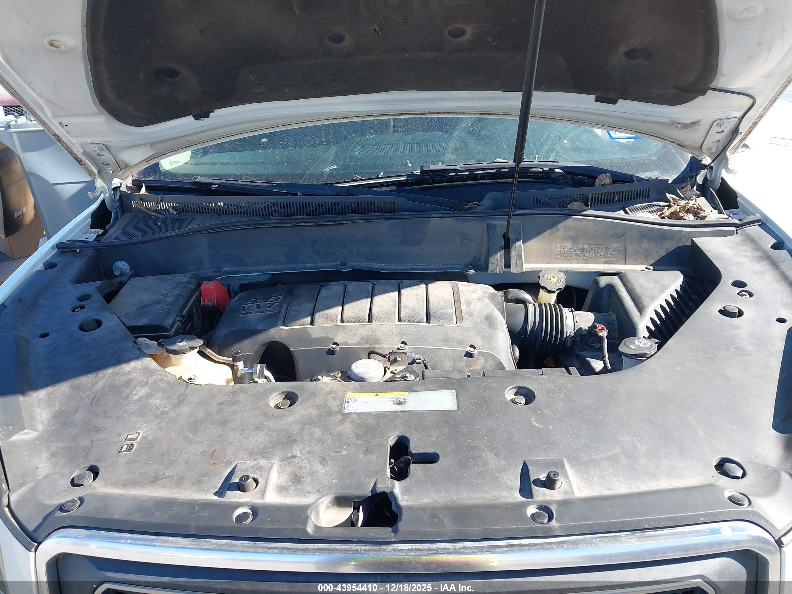 GMC ACADIA image 10