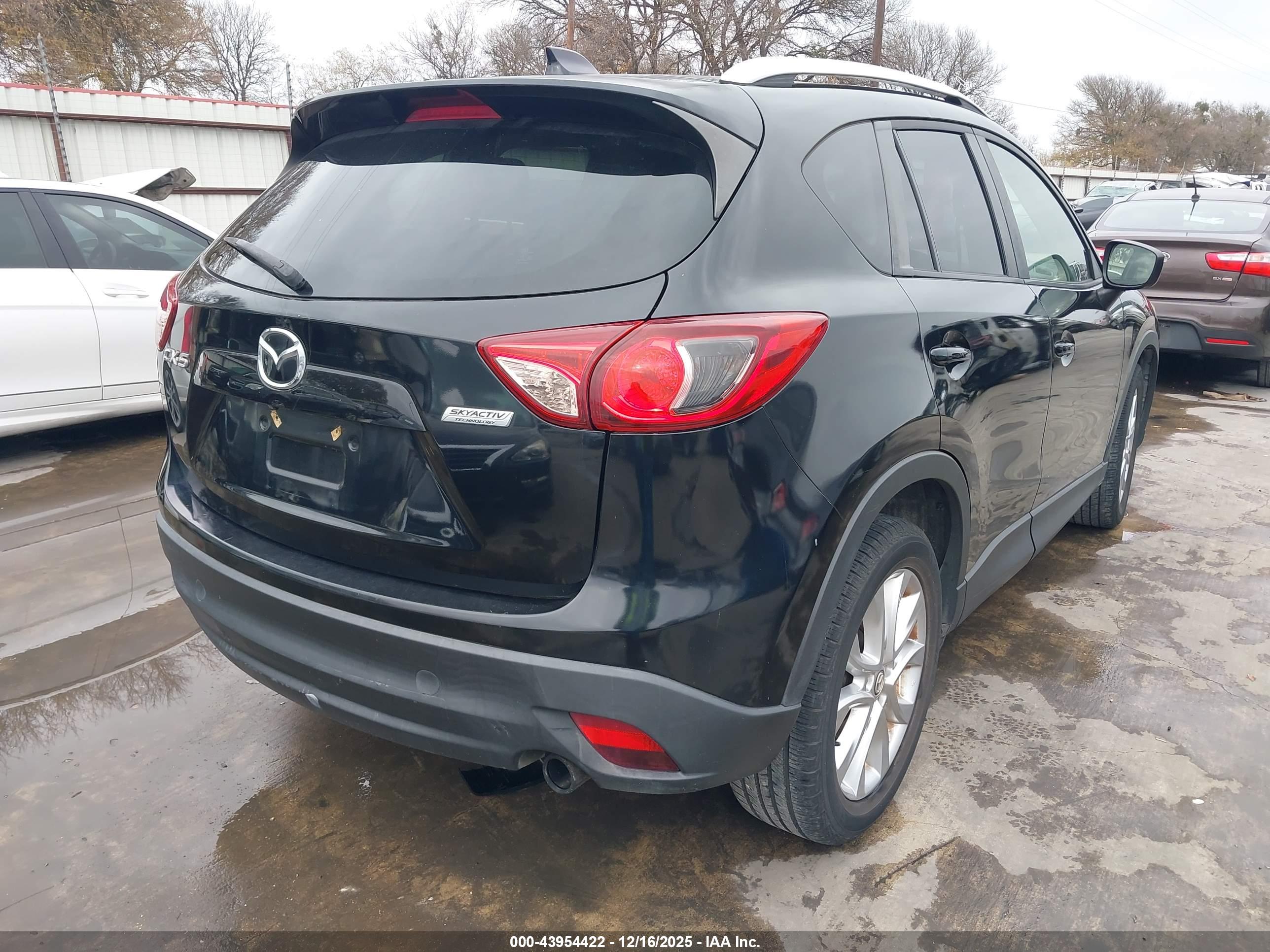 MAZDA CX-5 image 4