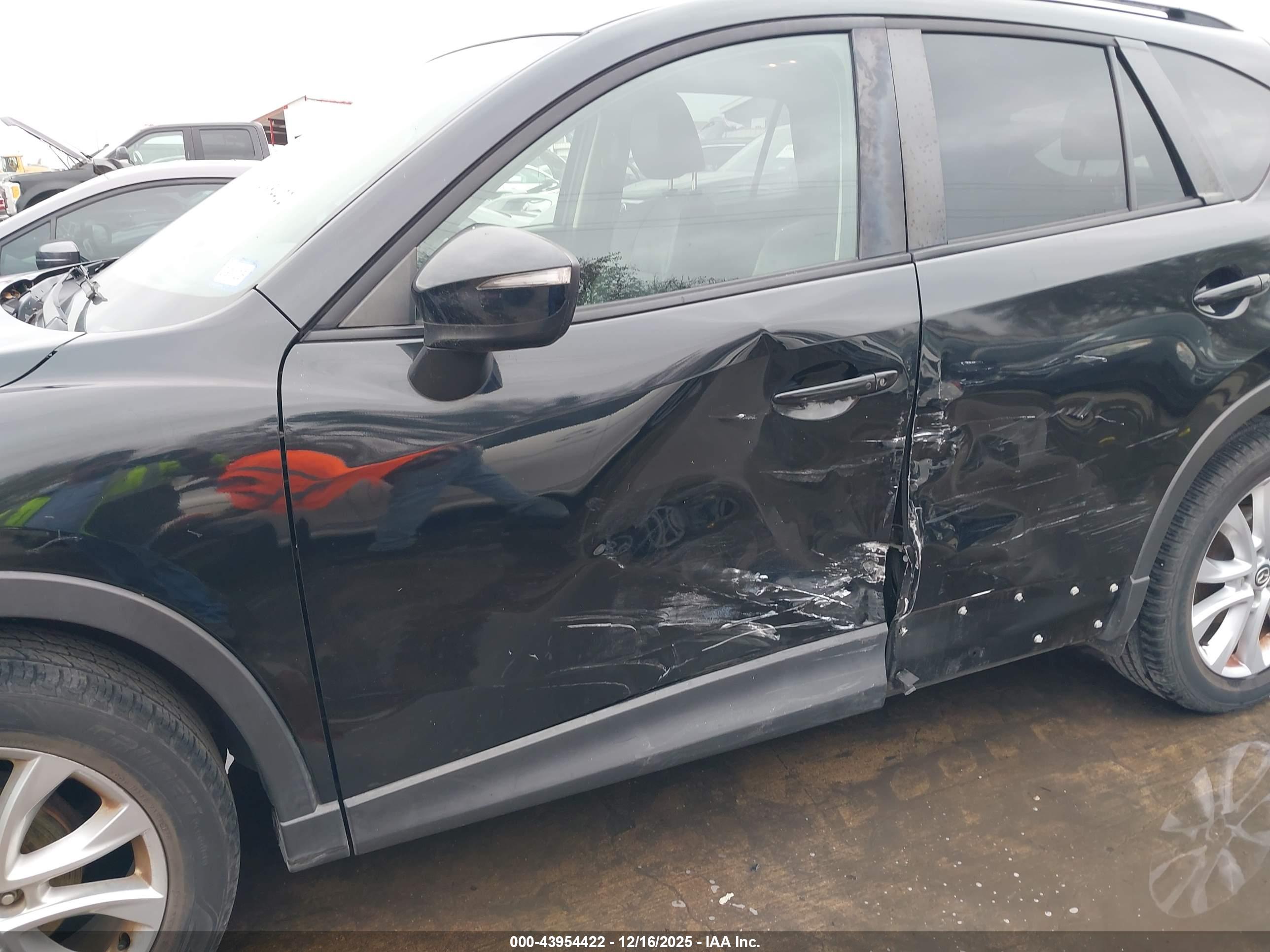 MAZDA CX-5 image 6