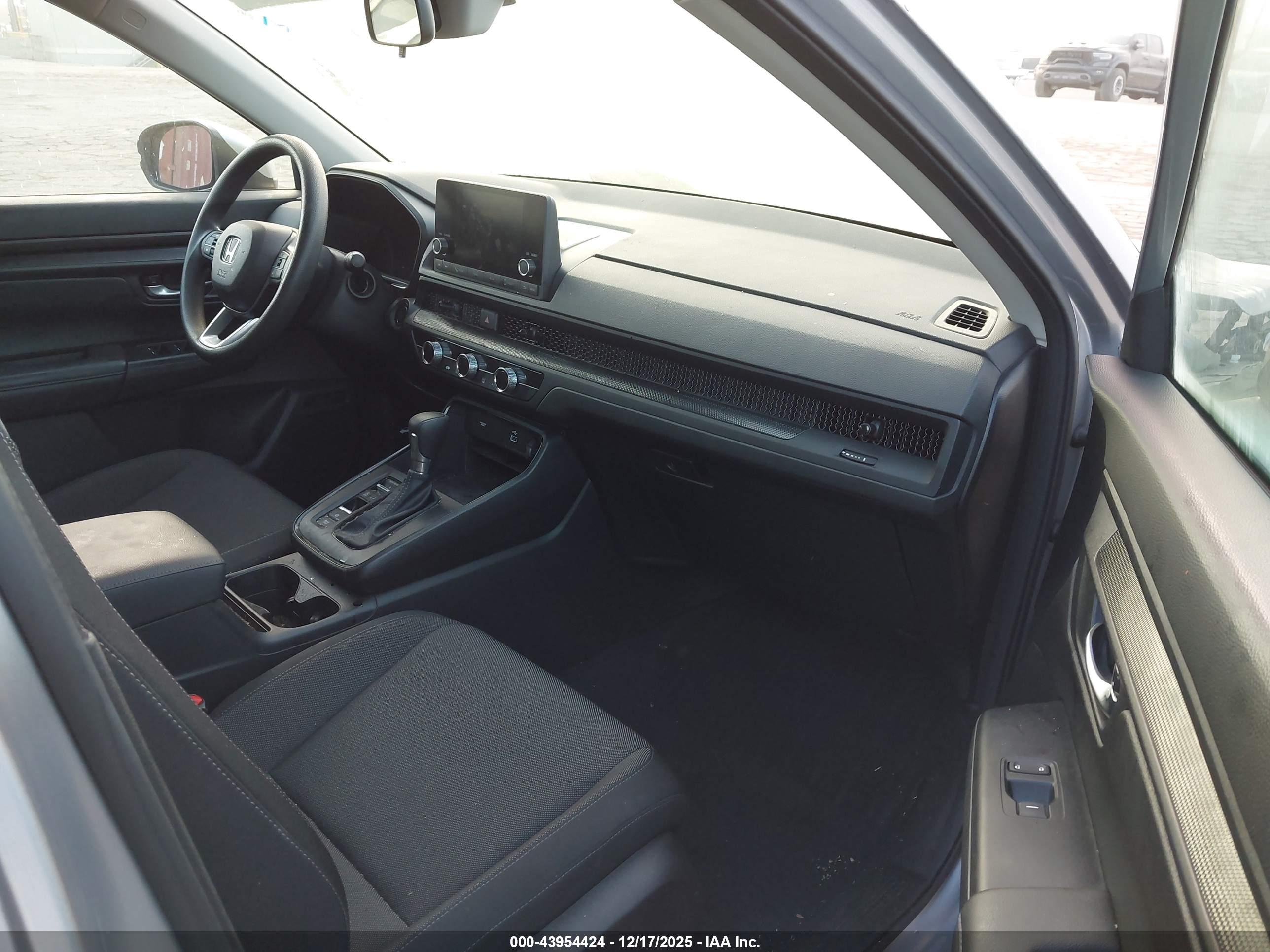 HONDA CR-V image 5