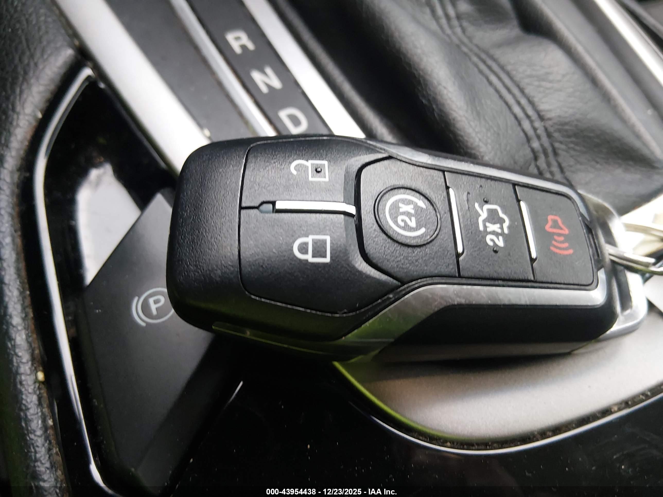 FORD EDGE image 11