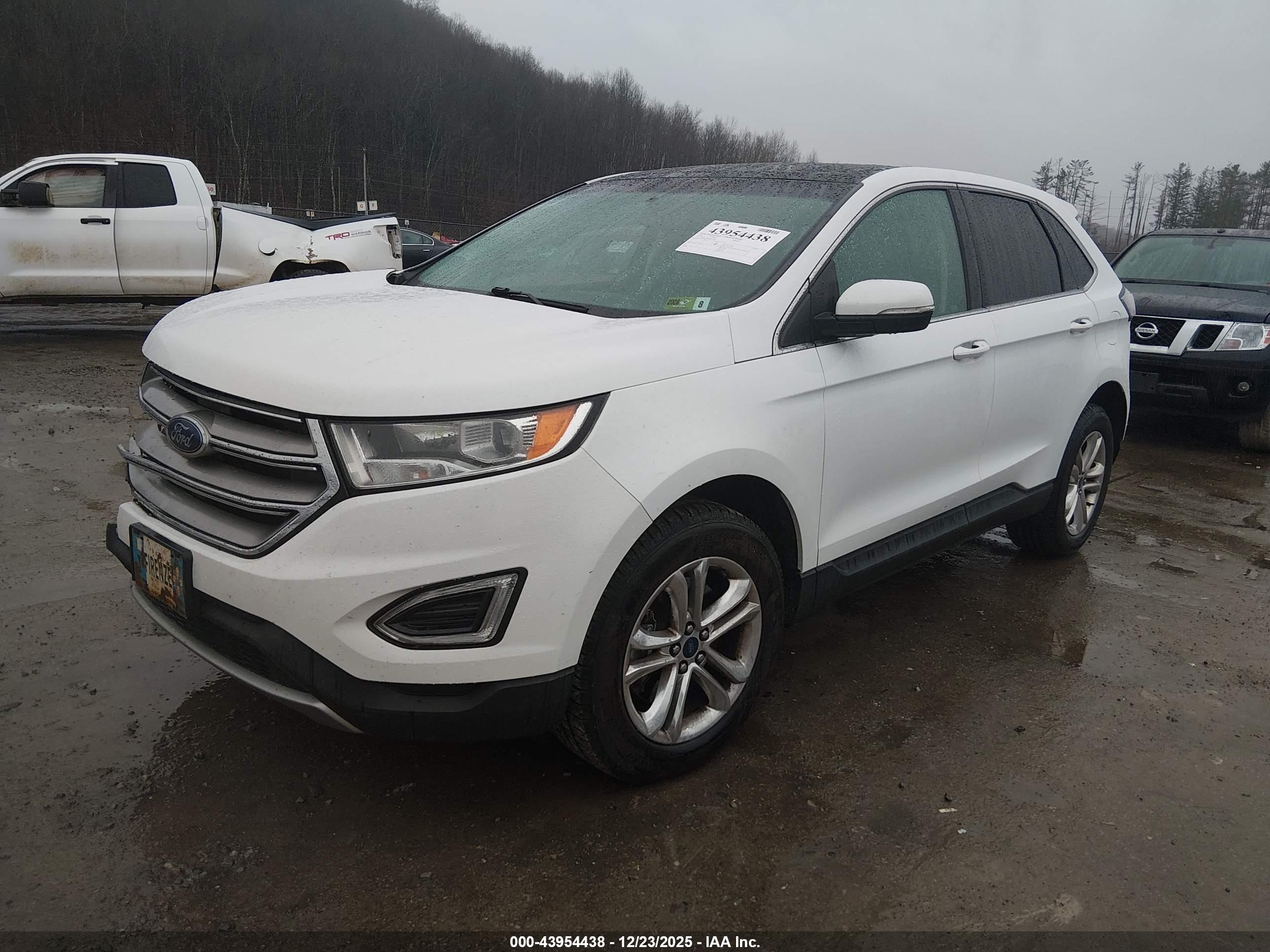 FORD EDGE image 2