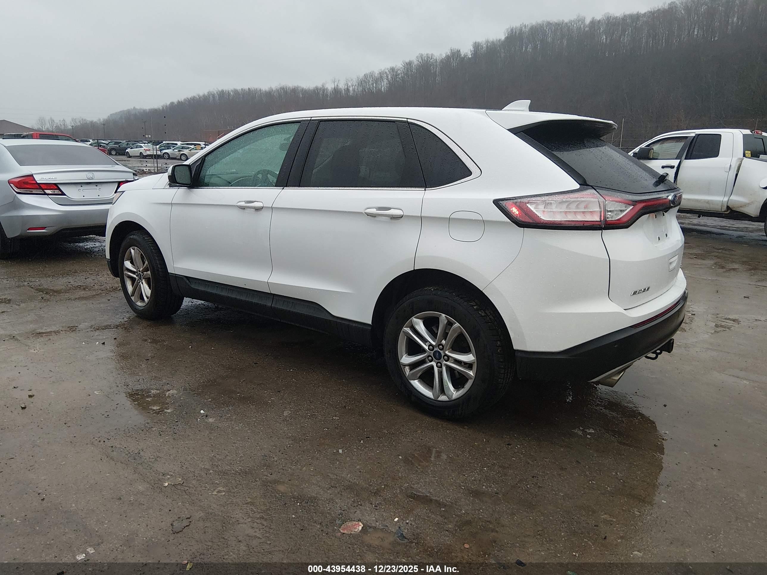 FORD EDGE image 3