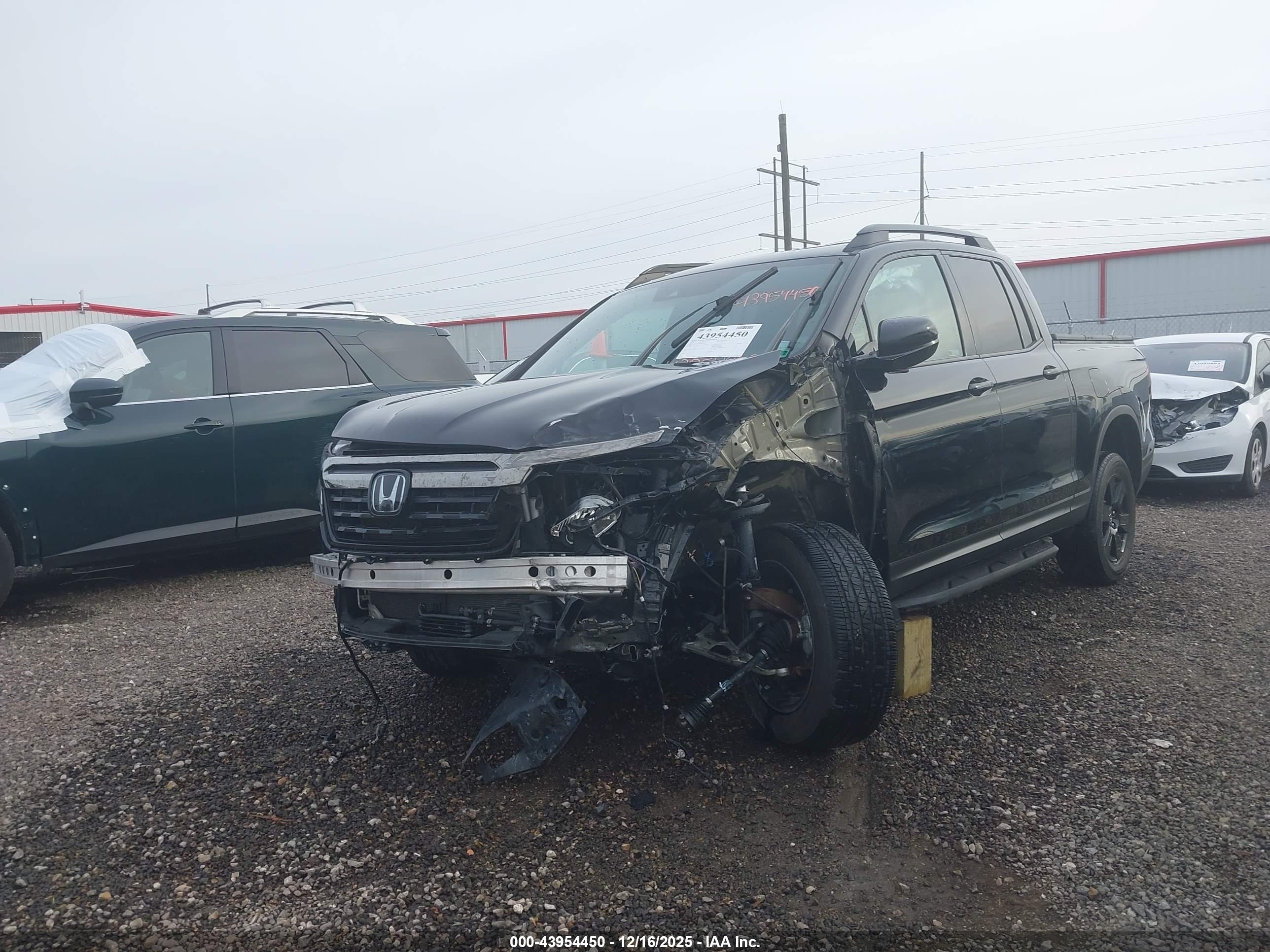 HONDA RIDGELINE image 6