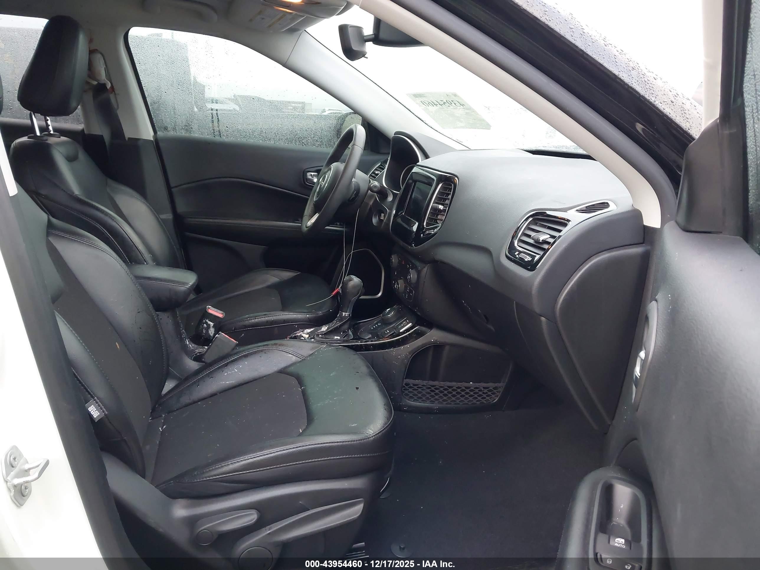 JEEP COMPASS image 5