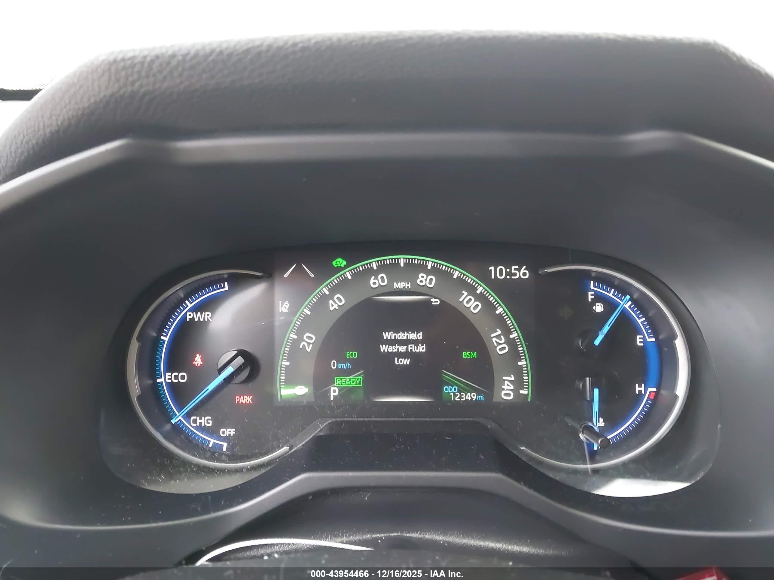 TOYOTA RAV4 image 7