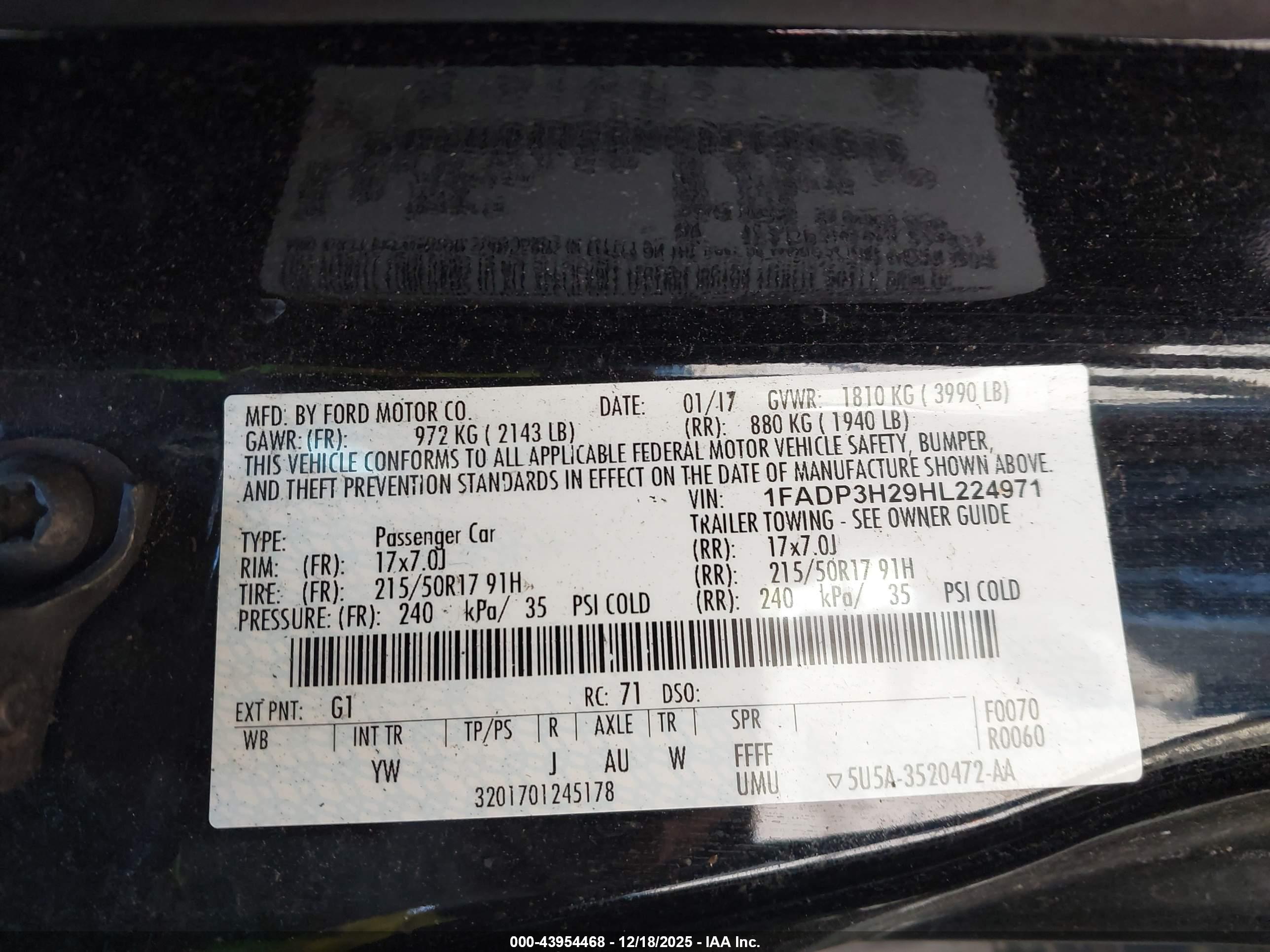 FORD FOCUS image 9