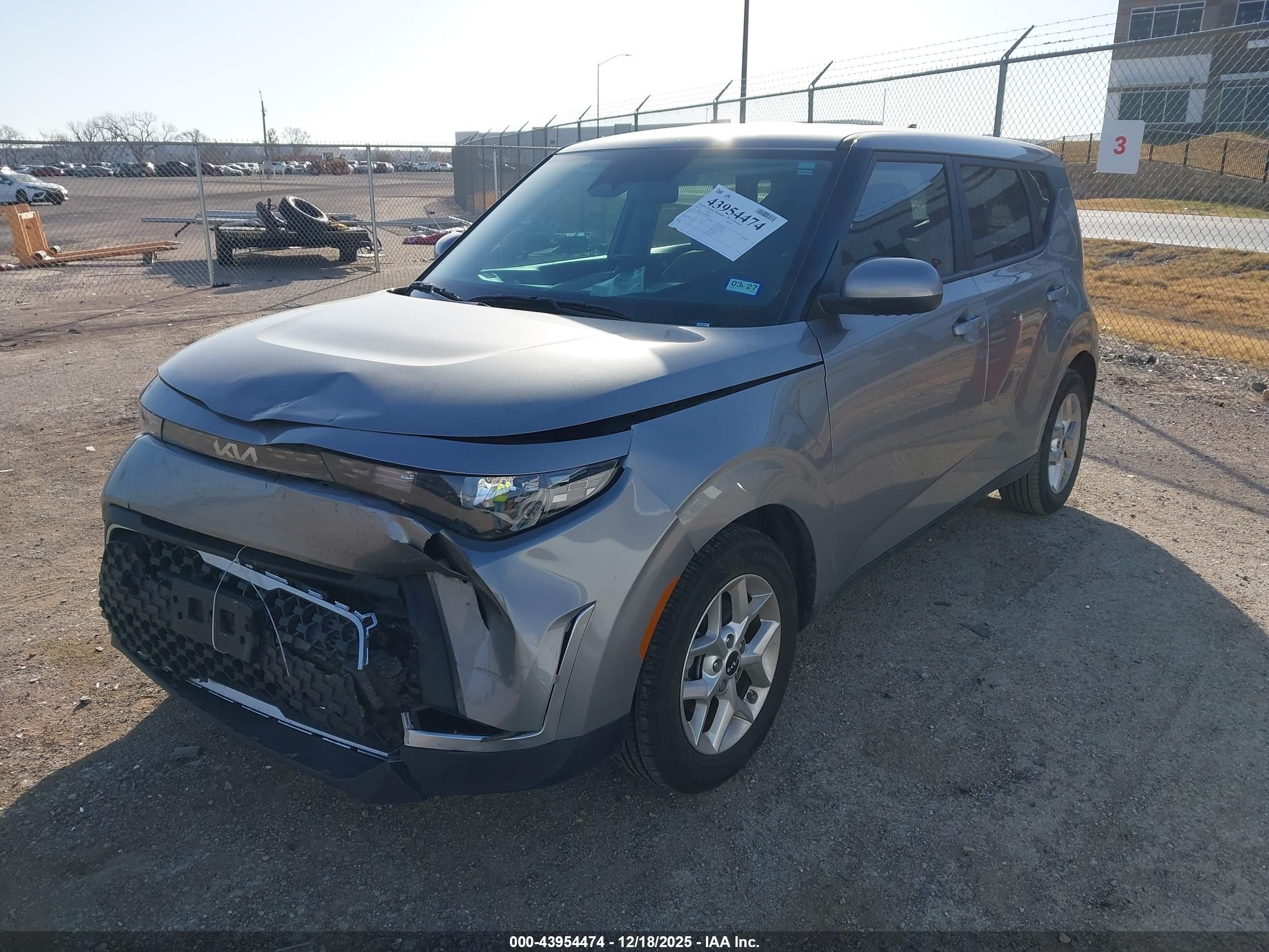 KIA SOUL image 2