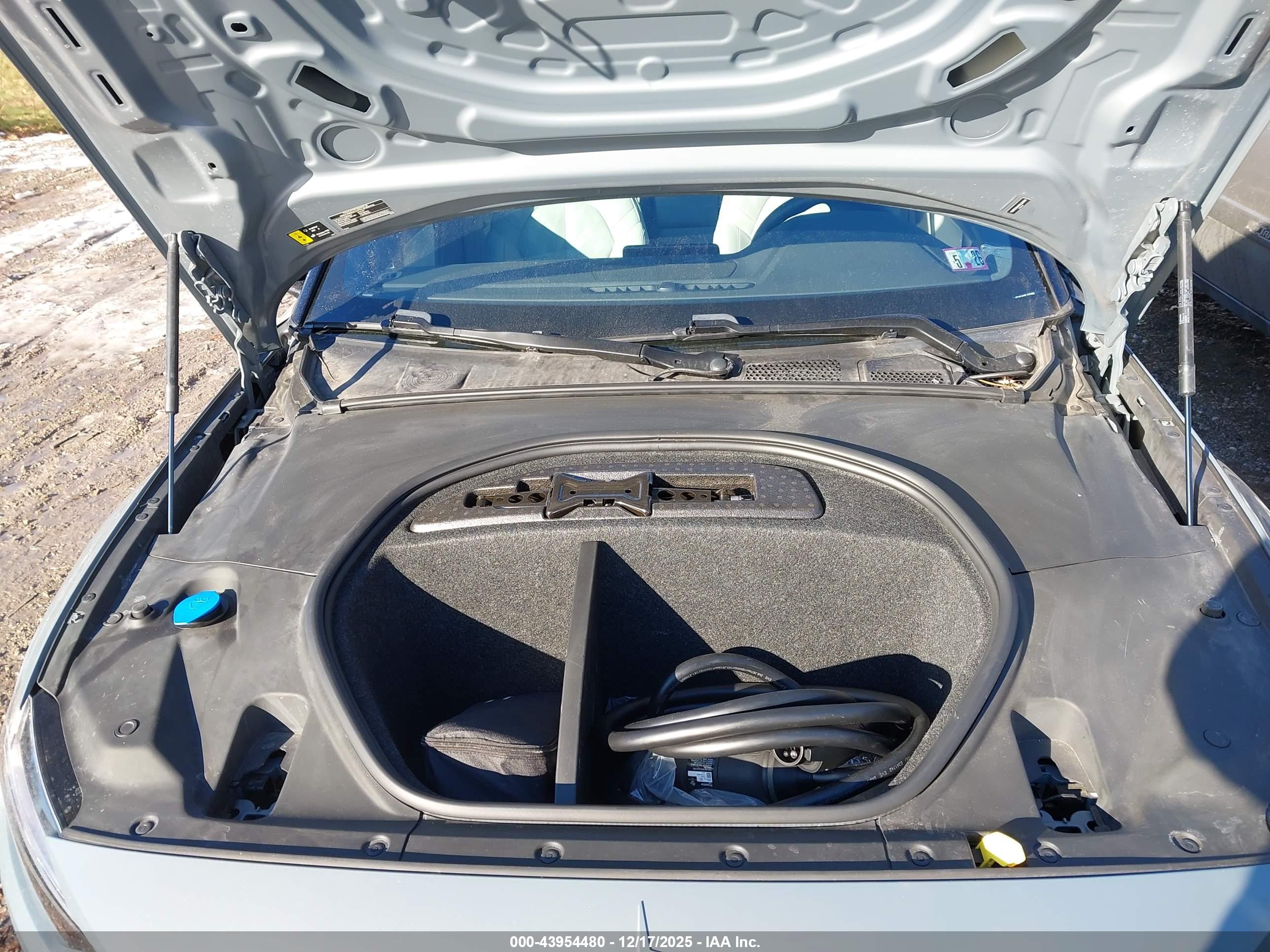 POLESTAR 2 image 10