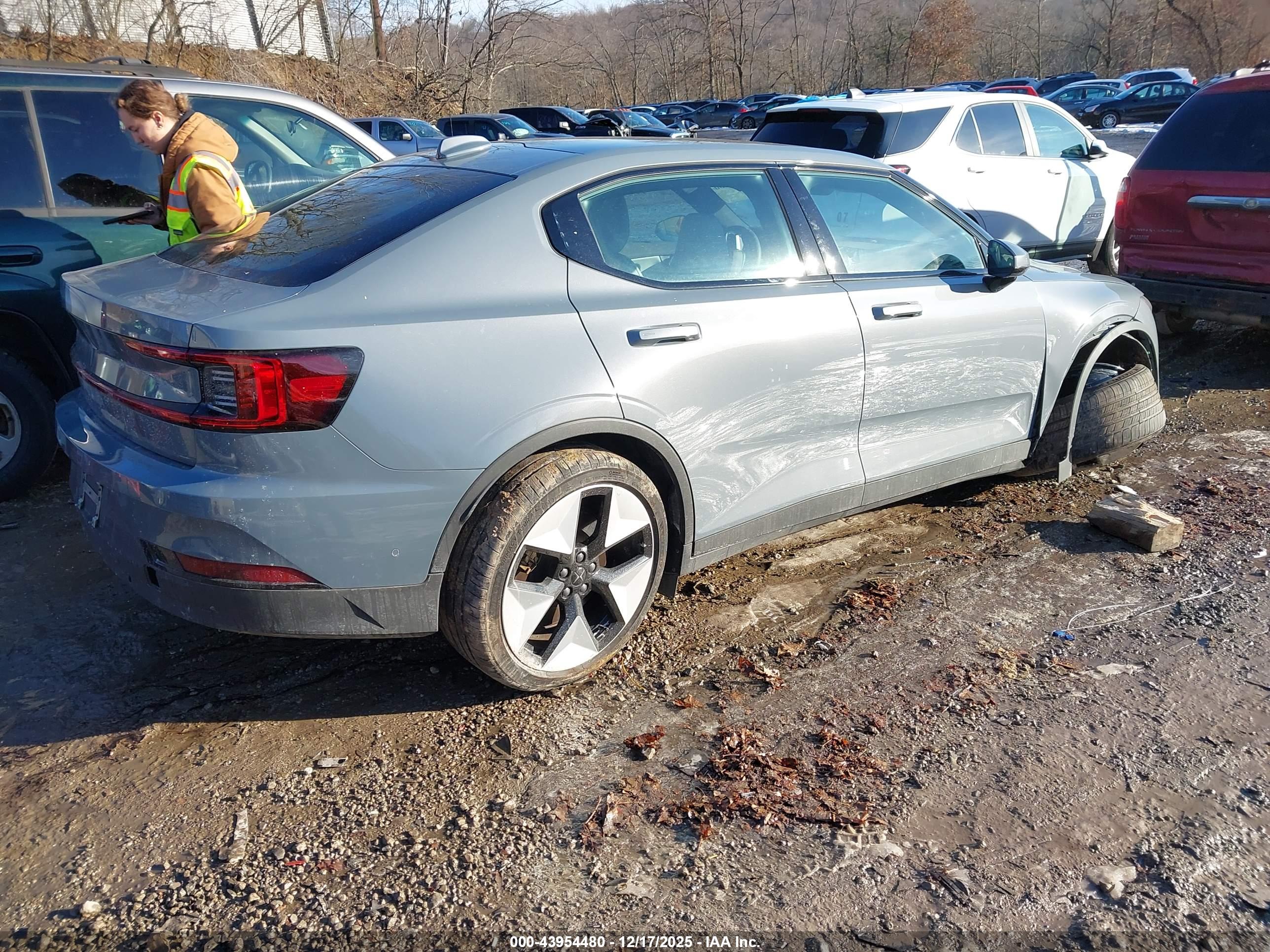 POLESTAR 2 image 4