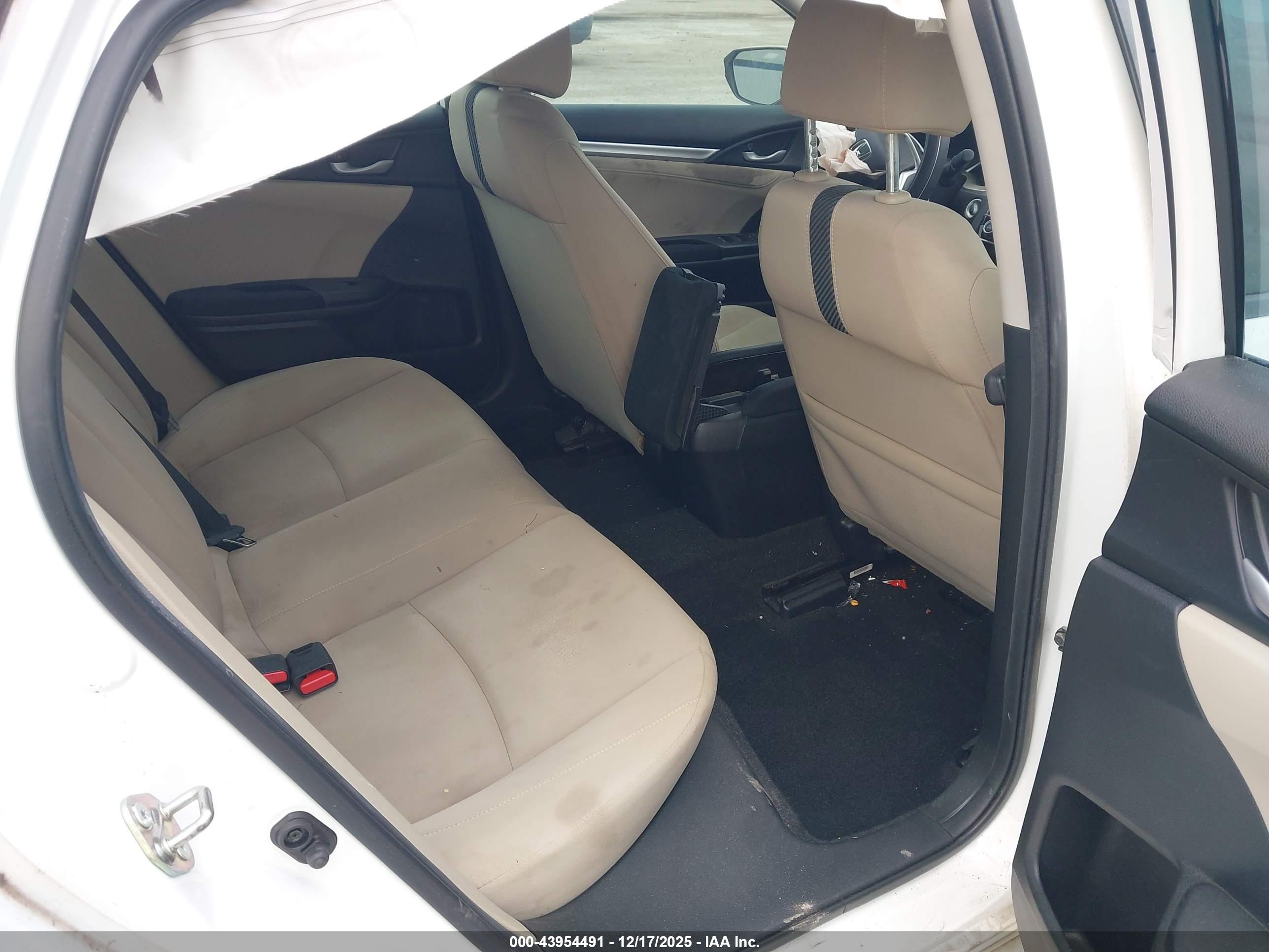 HONDA CIVIC image 8