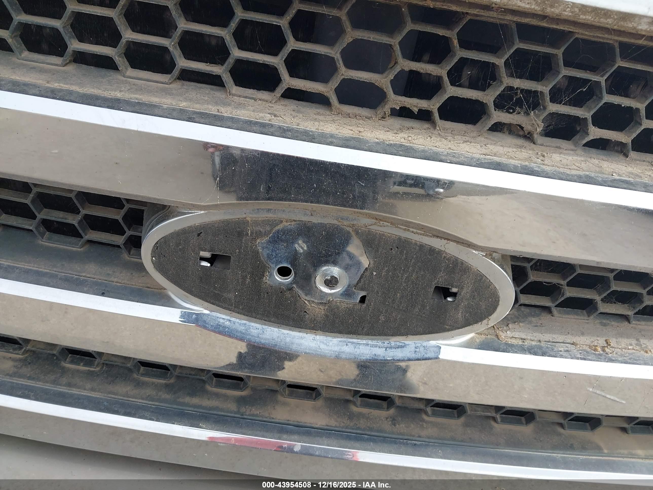 FORD F-250 image 6
