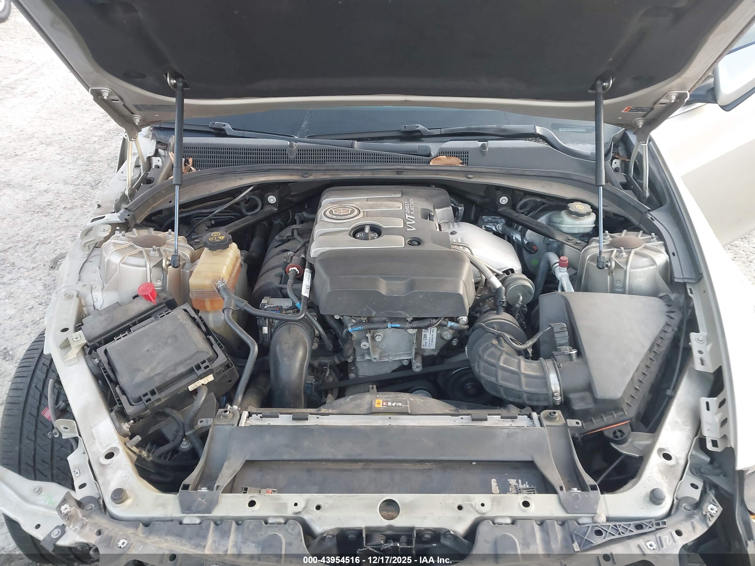 CADILLAC CTS image 10