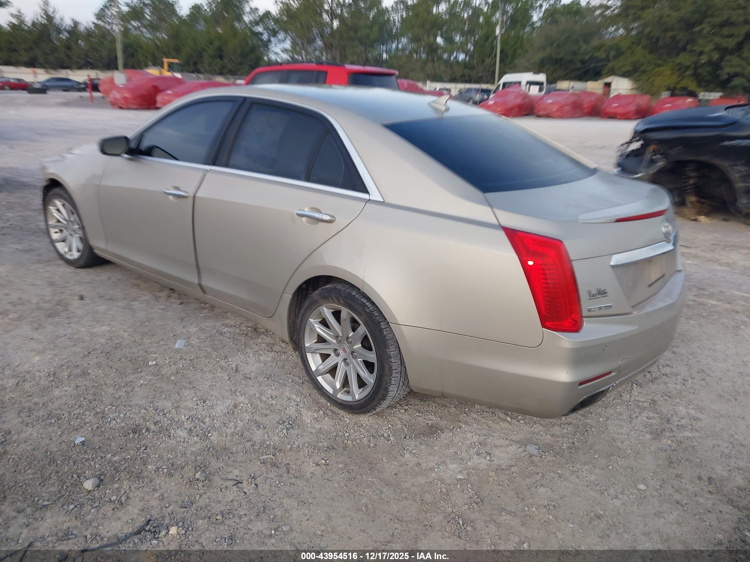 CADILLAC CTS image 3