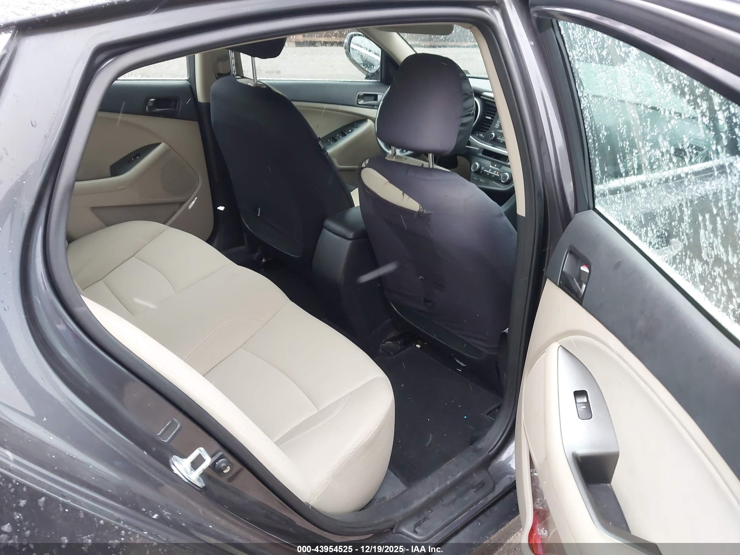 KIA OPTIMA image 8