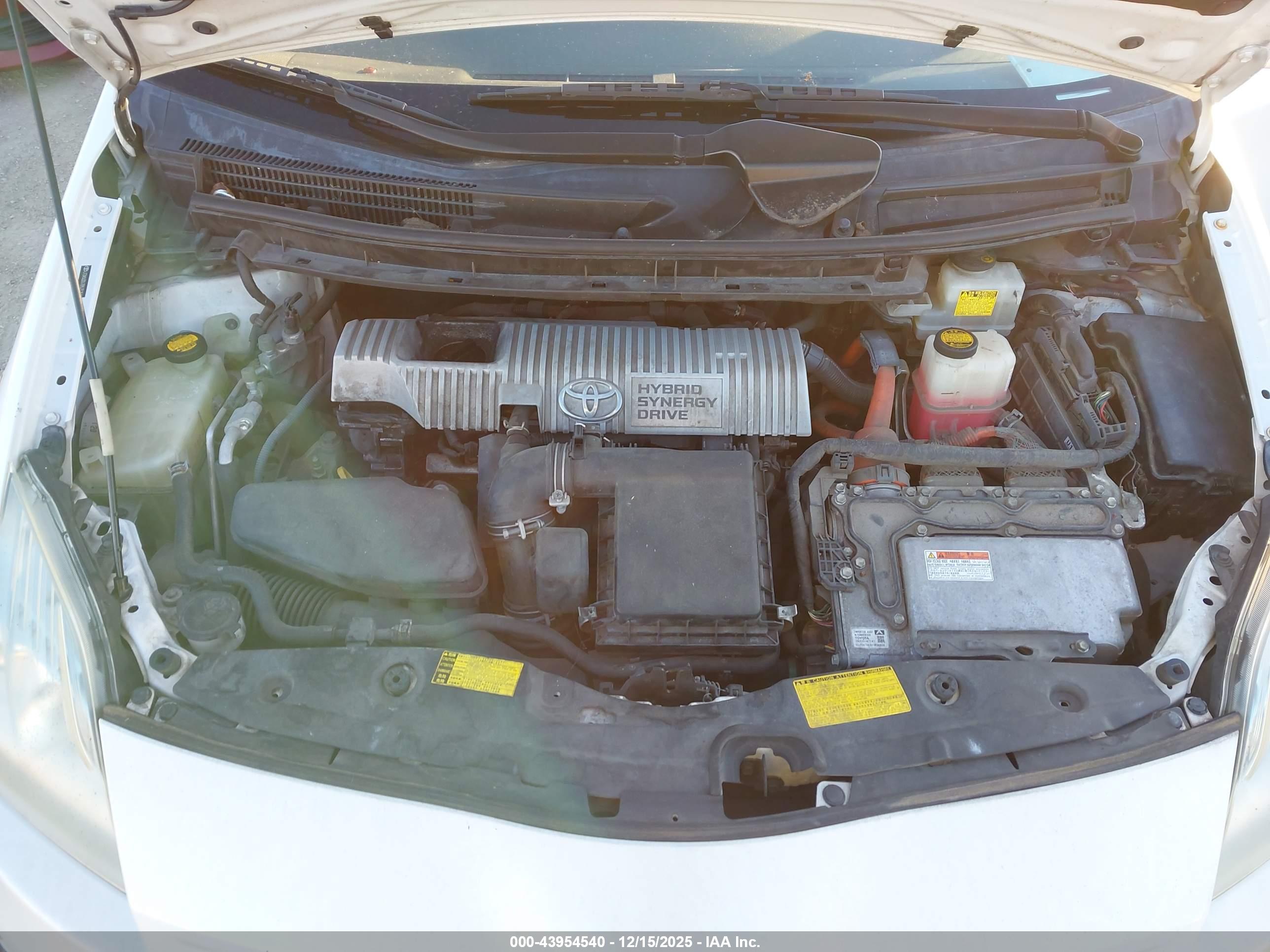 TOYOTA PRIUS image 10