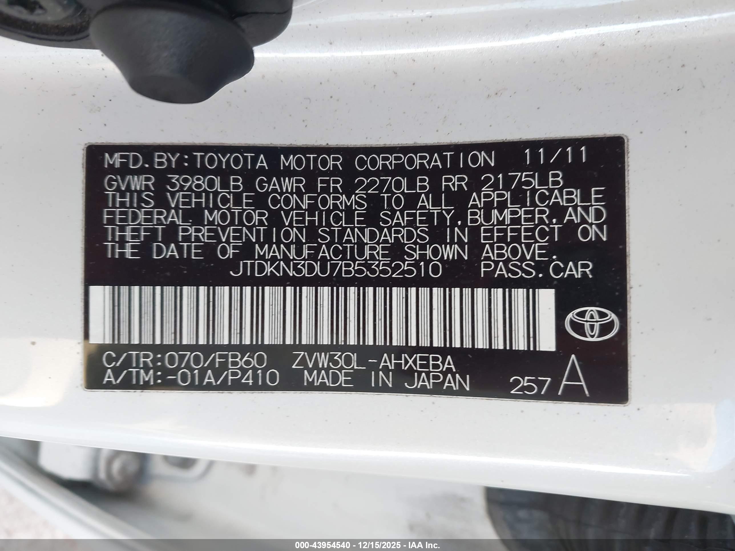 TOYOTA PRIUS image 9